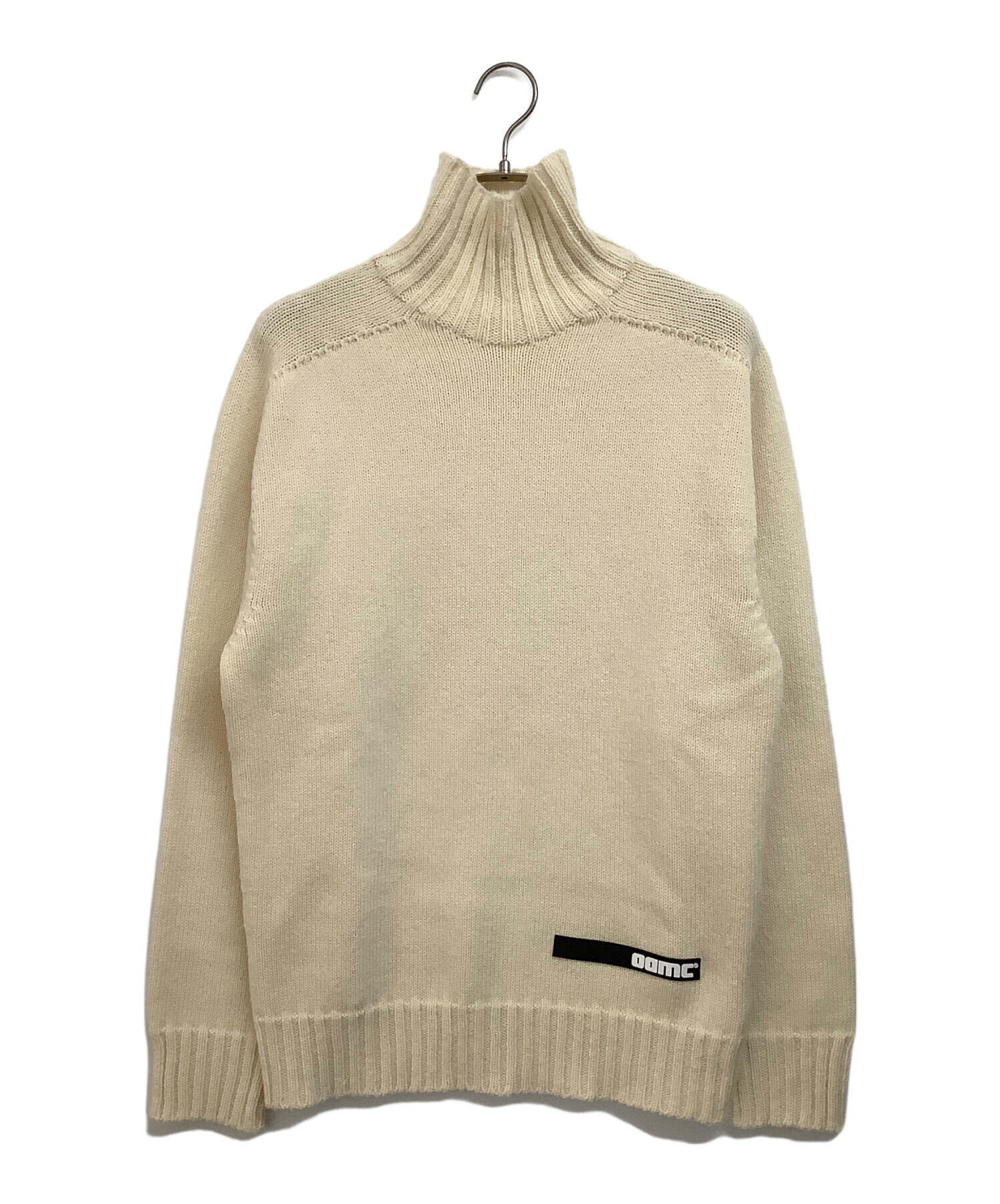 OAMC オーエーエムシー ニット・セーター メンズ 【古着】【中古】 中古・古着通販】OAMC (オーエーエムシー) ニット ホワイト サイズ:M