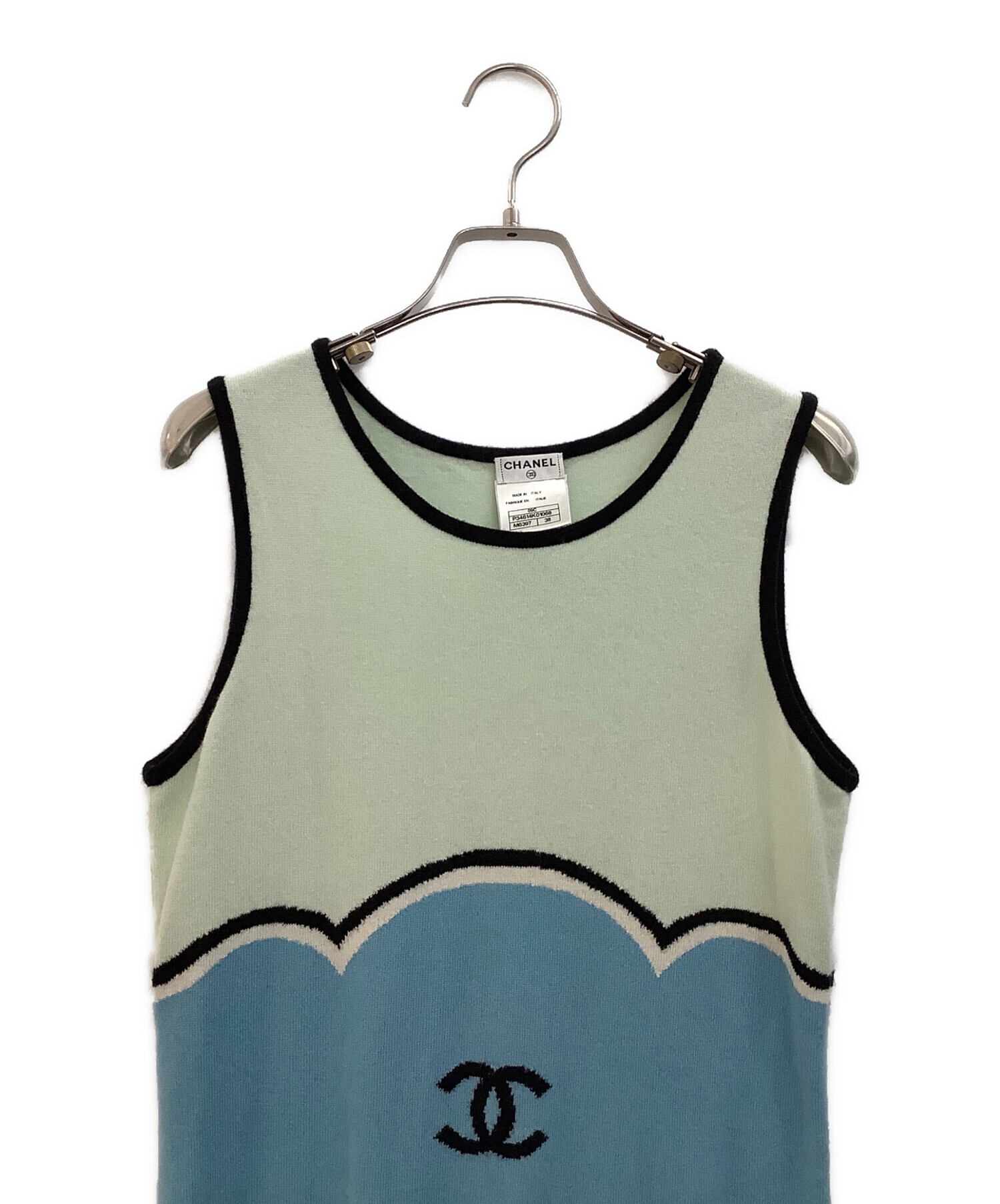 CHANEL グリーン ノースリーブシャツ 38