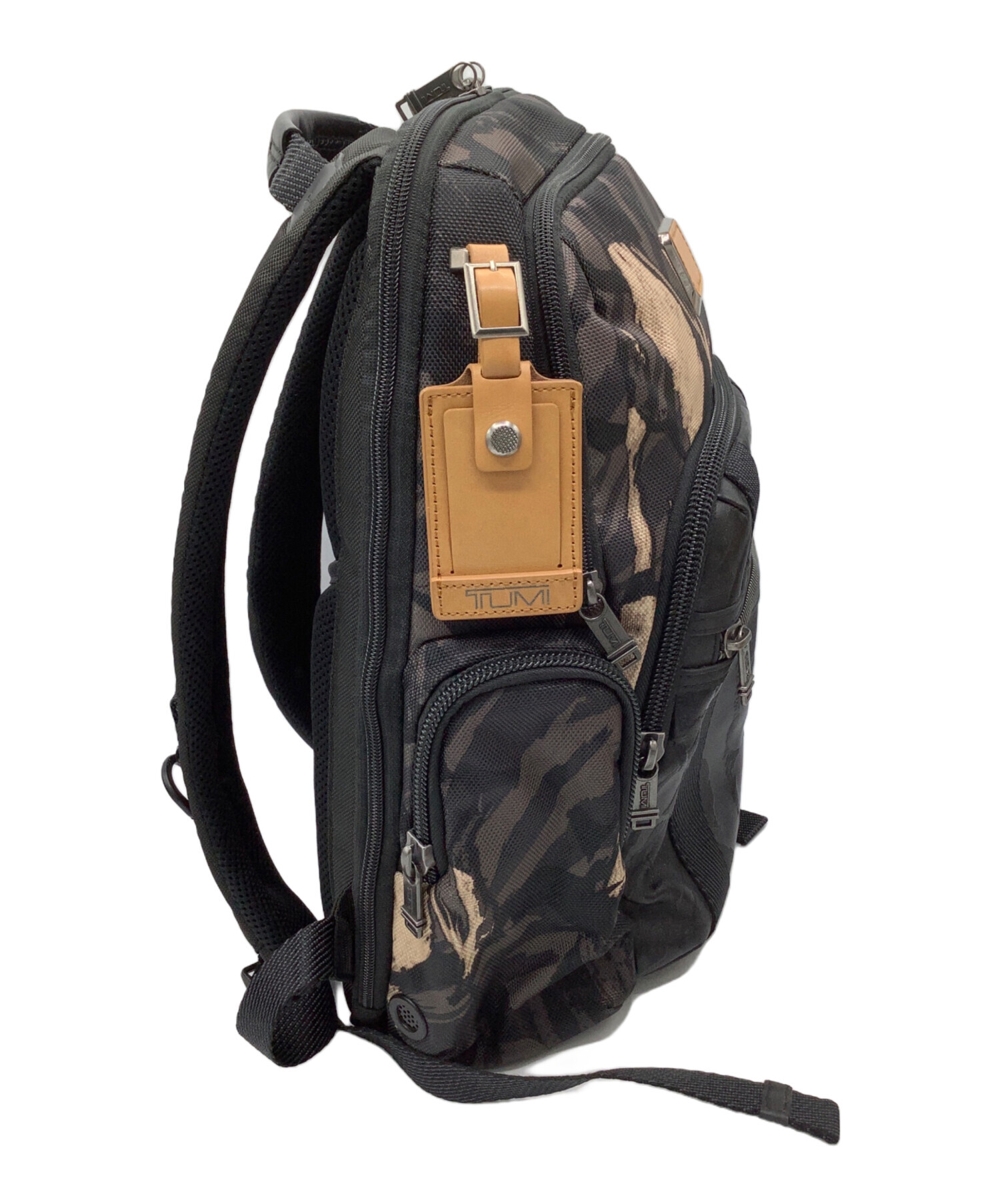 TUMI リュック　中古 中古・古着通販】TUMI (トゥミ) リュック ブラック×ベージュ