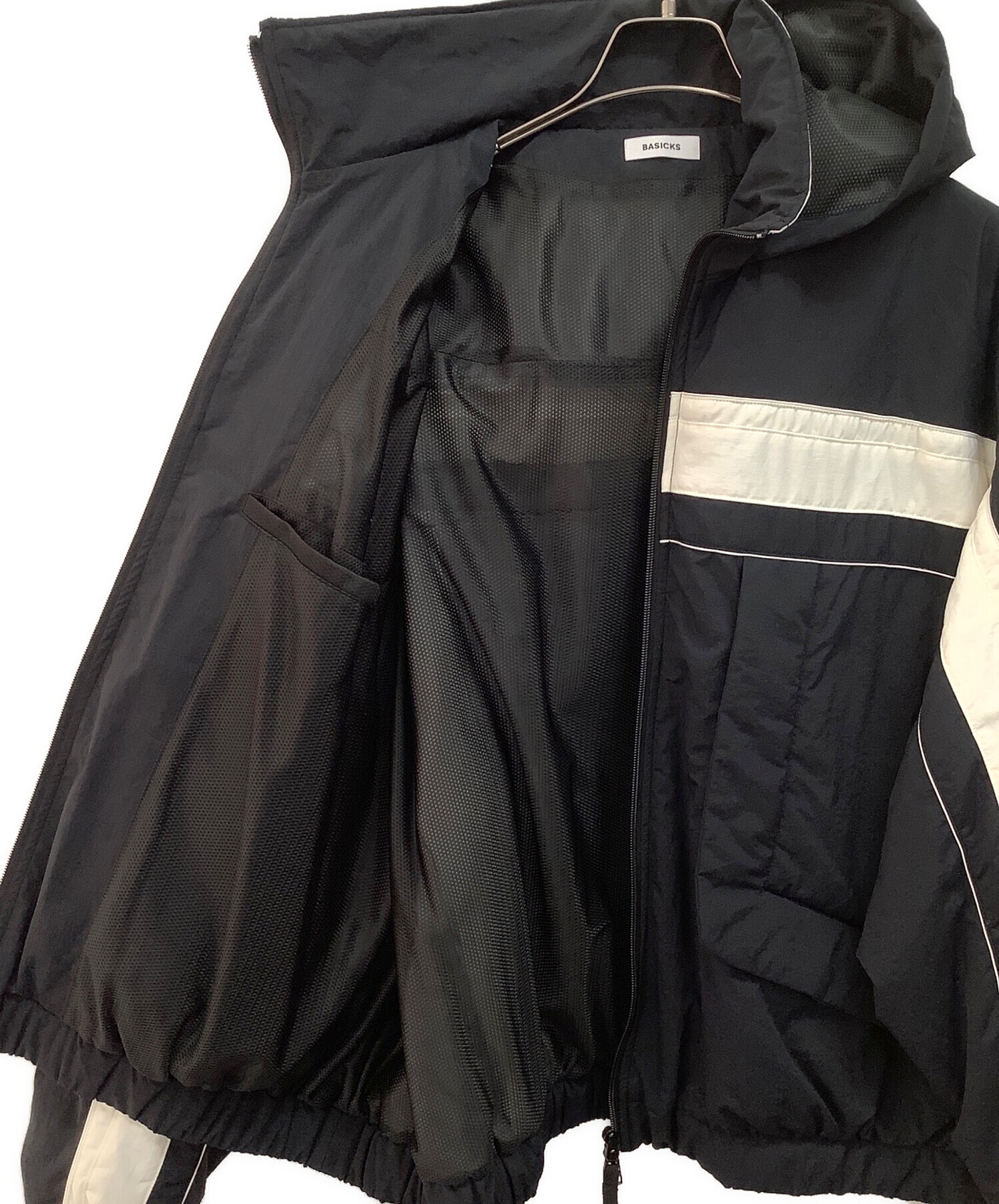 中古・古着通販】BASICKS (ベイシックス) パファー ツートーン