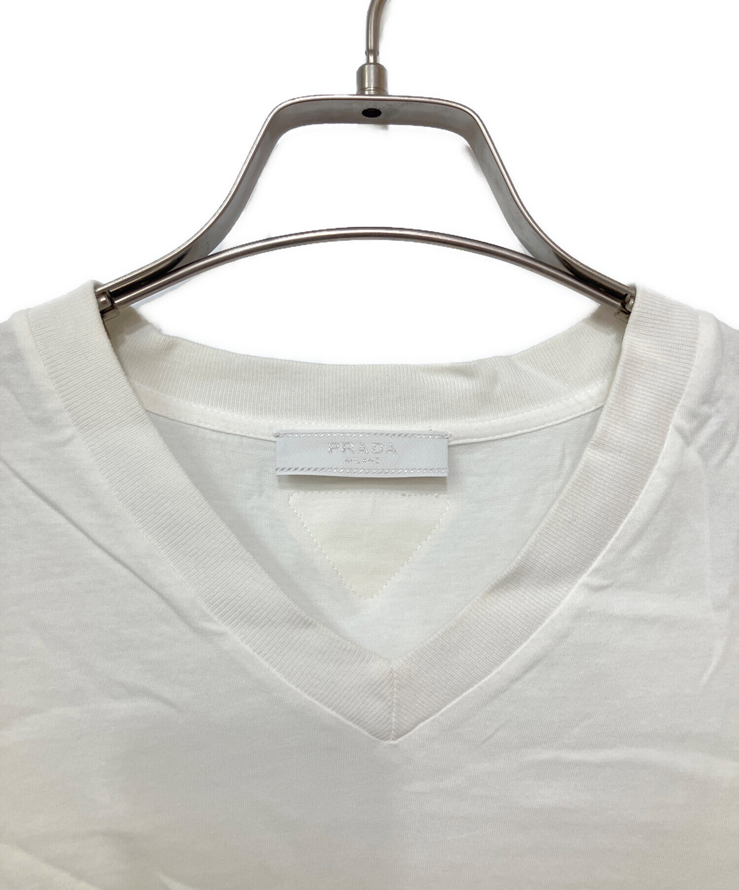 中古・古着通販】PRADA (プラダ) VネックTシャツ ホワイト サイズ:S 