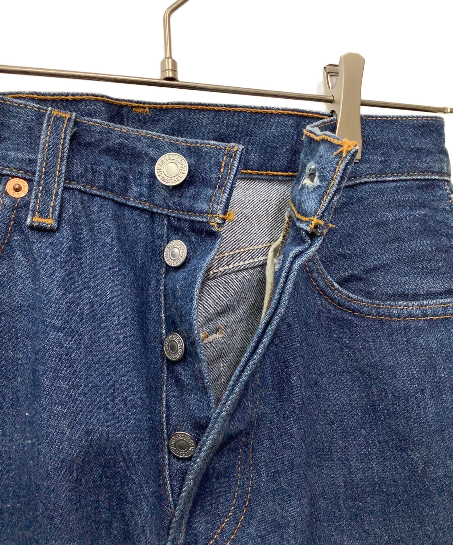 中古・古着通販】LEVI'S (リーバイス) デニムパンツ ブルー サイズ:W29