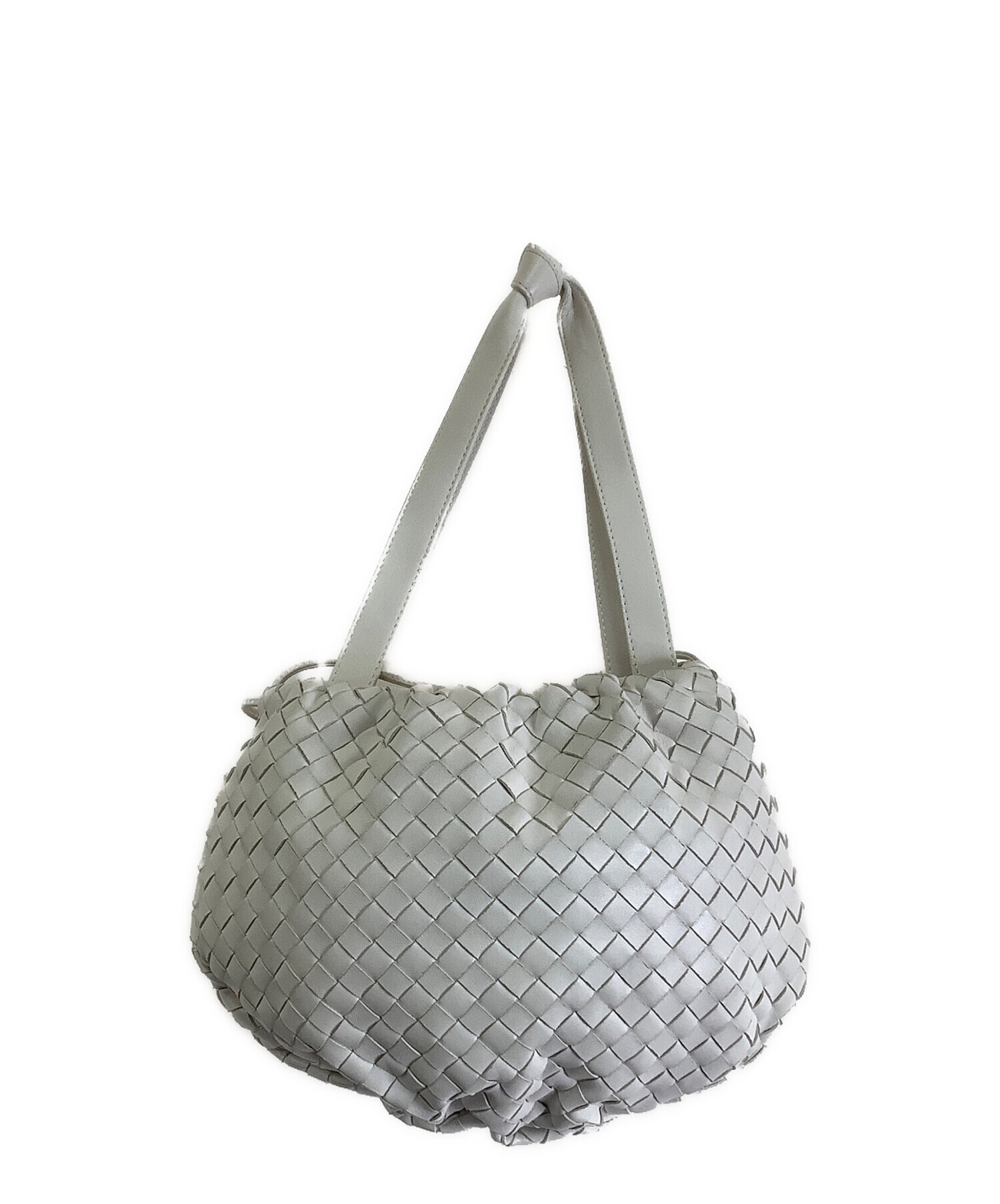USEDボッテガべネタのハンドバッグ白BOTTEGAVENETA 中古・古着通販】BOTTEGA VENETA (ボッテガベネタ) ハンドバッグ
