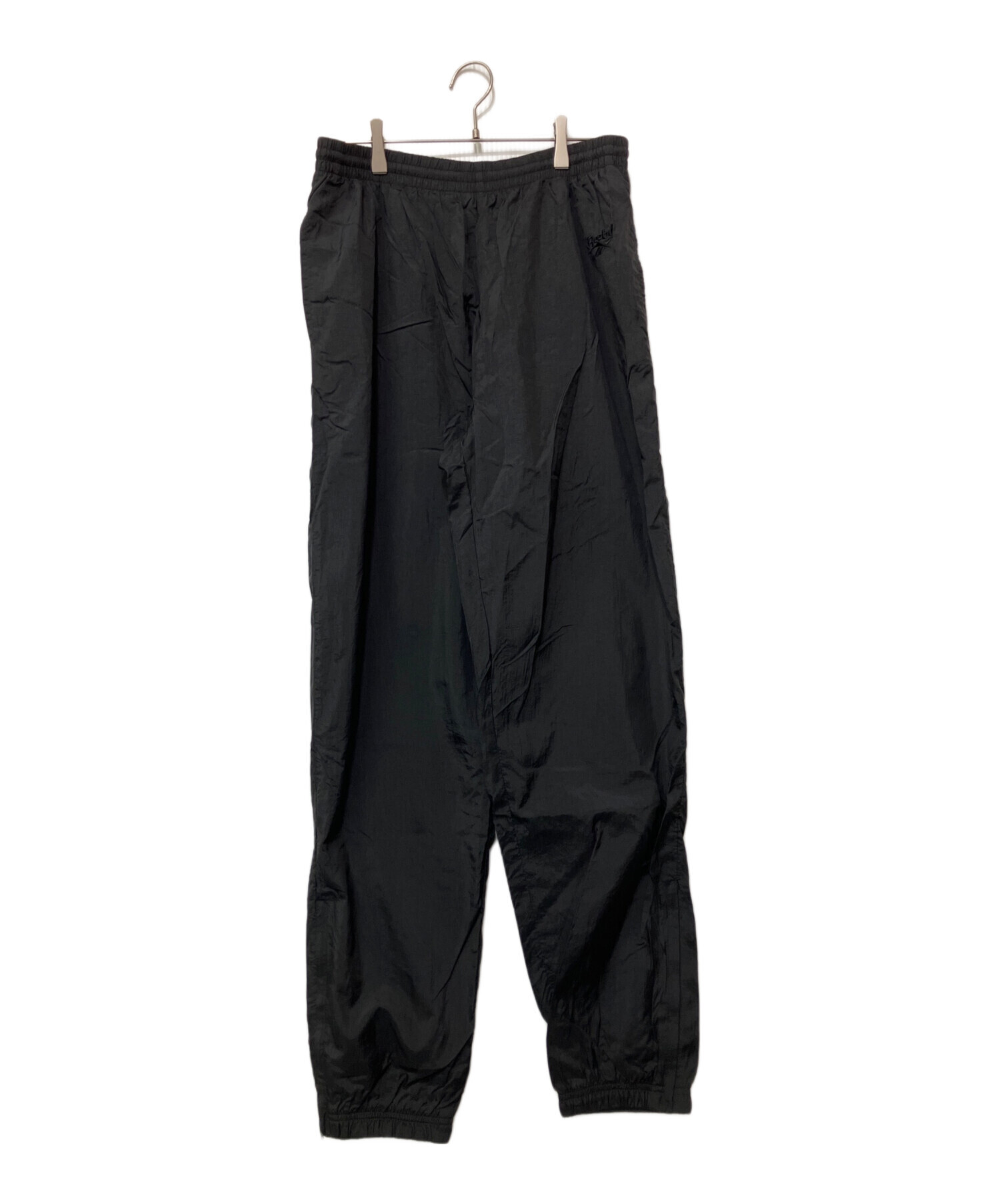 中古・古着通販】REEBOK (リーボック) ナイロンパンツ ブラック サイズ