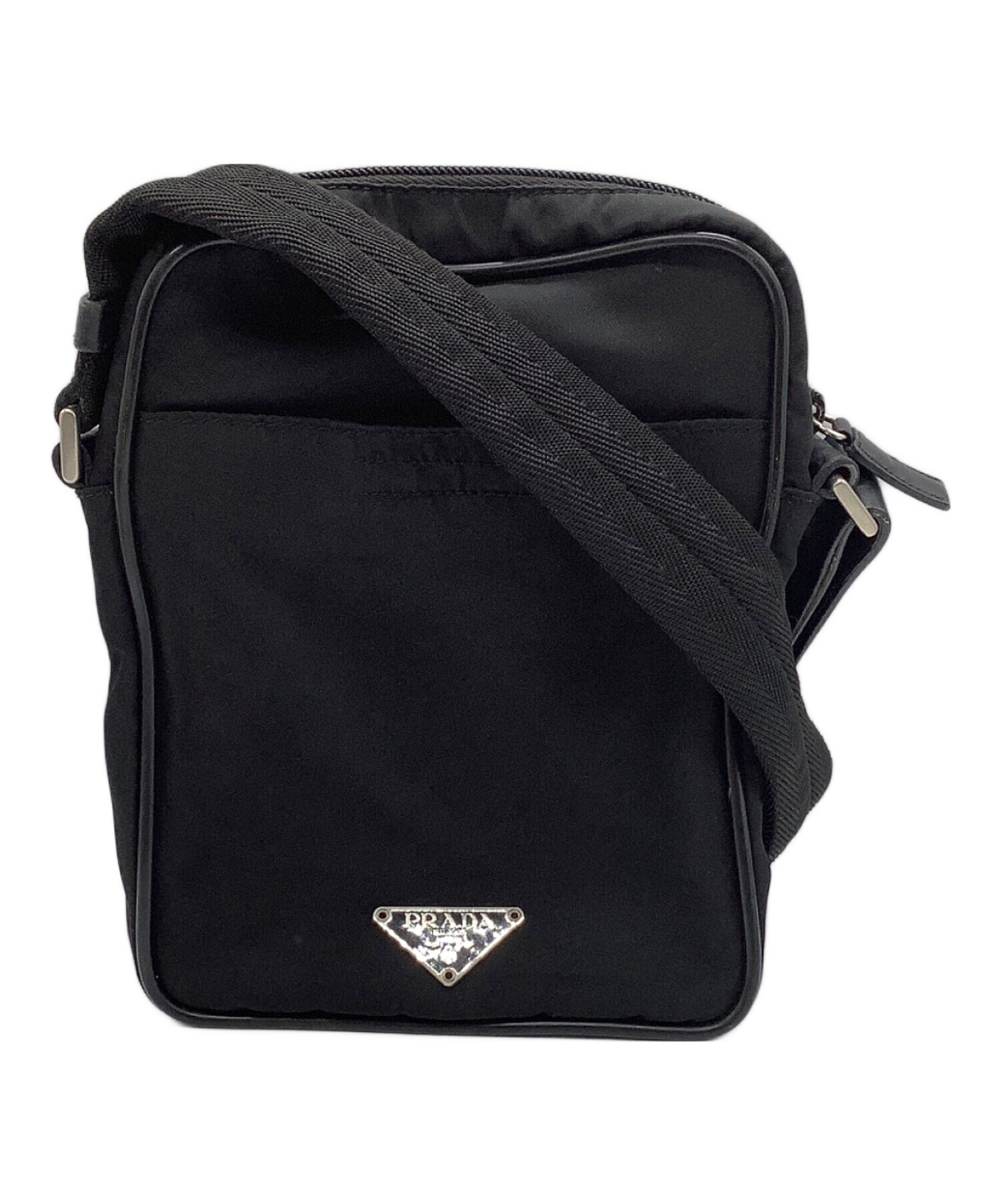 PRADA ブラック ナイロンバッグ 中古・古着通販】PRADA (プラダ) ナイロンショルダーバッグ ブラック