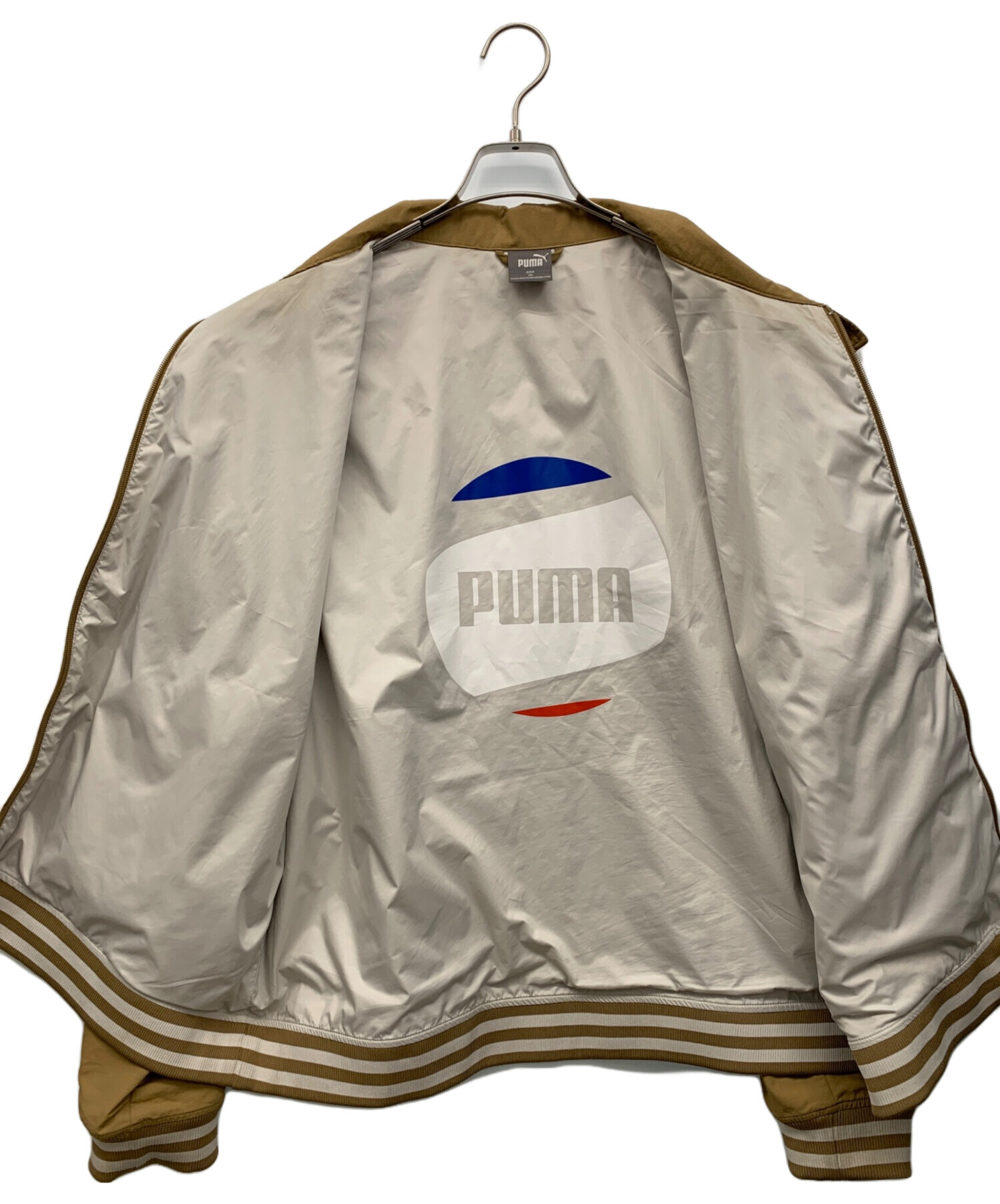 中古・古着通販】PUMA (プーマ) ナイロンジャケット ベージュ サイズ 中古・古着通販】PUMA (プーマ) ナイロンジャケット ベージュ サイズ