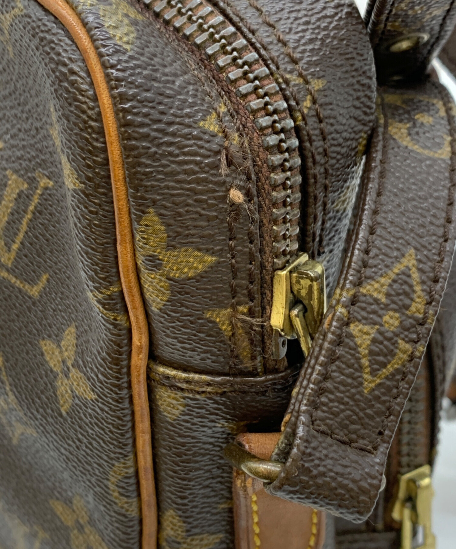 専用Louis Vuitton ショルダーバッグ ダークブラウン　ルコ　廃盤品 Louis Vuitton ショルダーバッグ ダークブラウン ルコ 廃盤品 ルイ