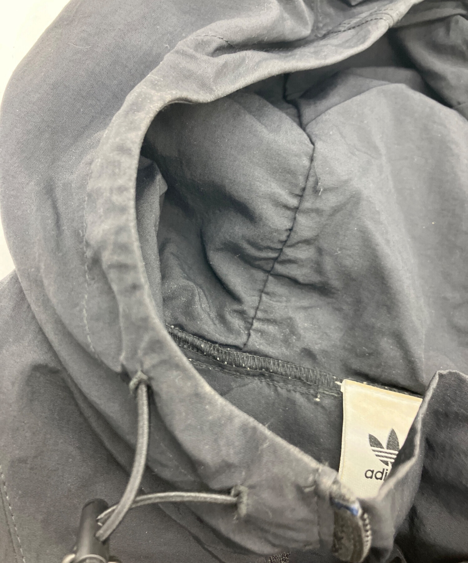 中古・古着通販】adidas (アディダス) ウインドブレーカー ブラック