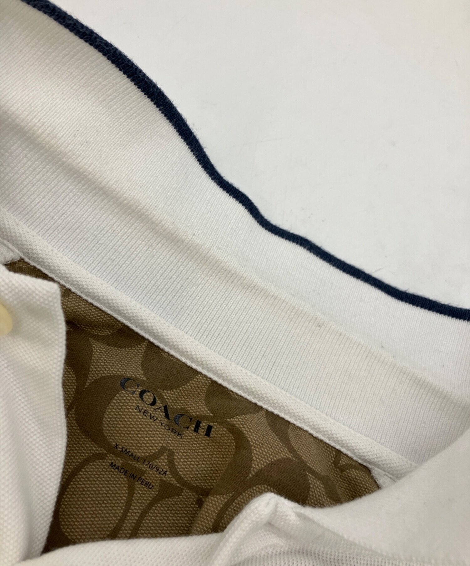 中古・古着通販】COACH (コーチ) 半袖ポロシャツ ホワイト サイズ:XS 中古・古着通販】COACH (コーチ) 半袖ポロシャツ ホワイト サイズ:XS