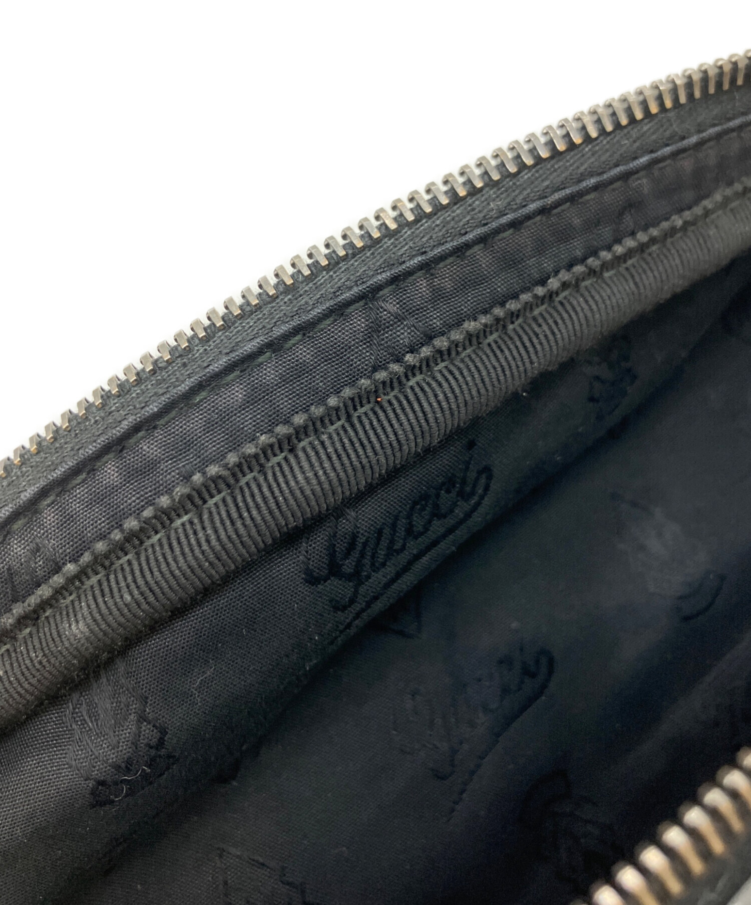 中古・古着通販】GUCCI (グッチ) GGインプリメ ベルトバッグ ブラック