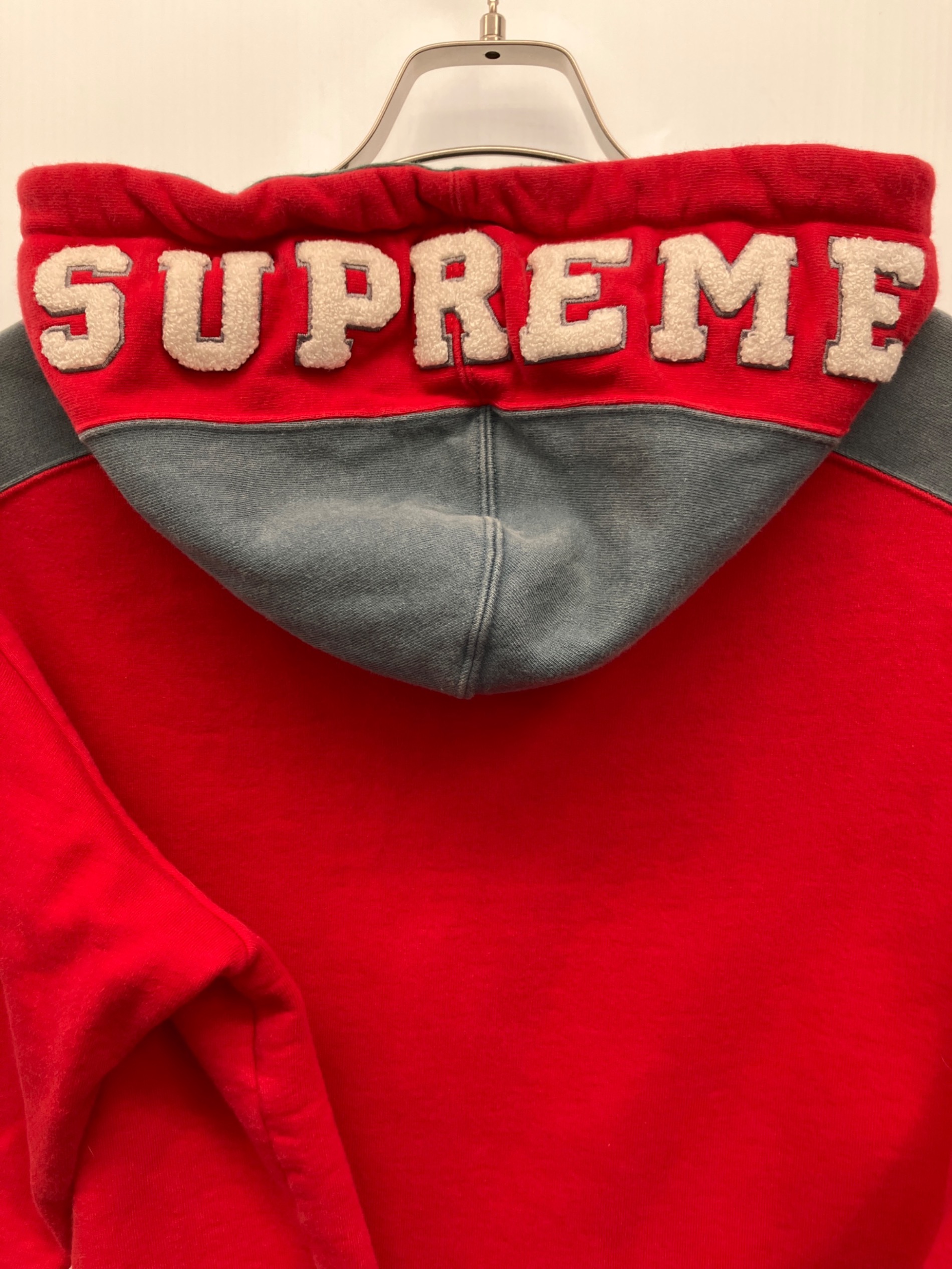 中古・古着通販】SUPREME (シュプリーム) プルオーバーパーカー レッド