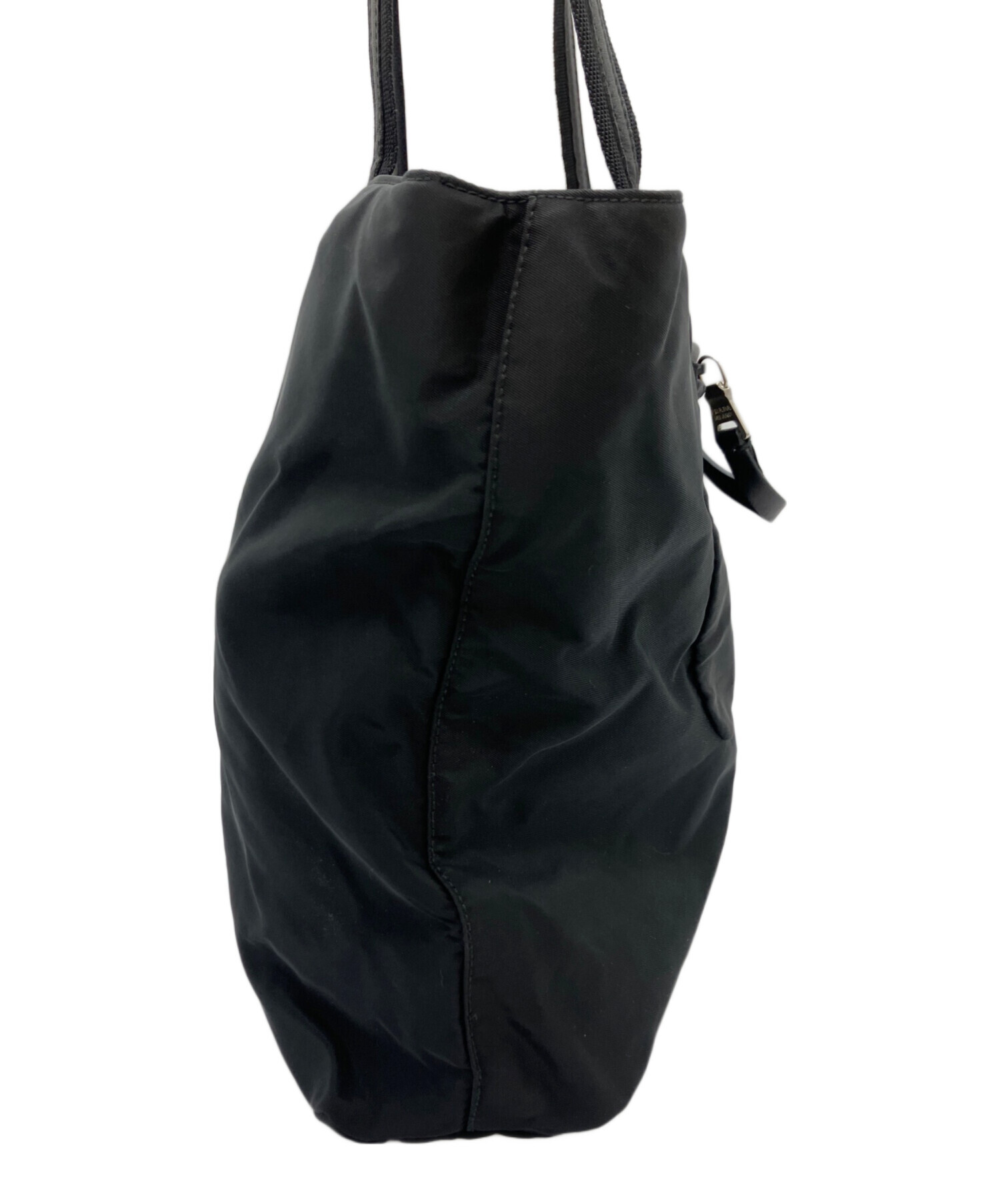 PRADA ナイロン ハンドバッグ 中古・古着通販】PRADA (プラダ) ナイロンハンドバッグ ブラック