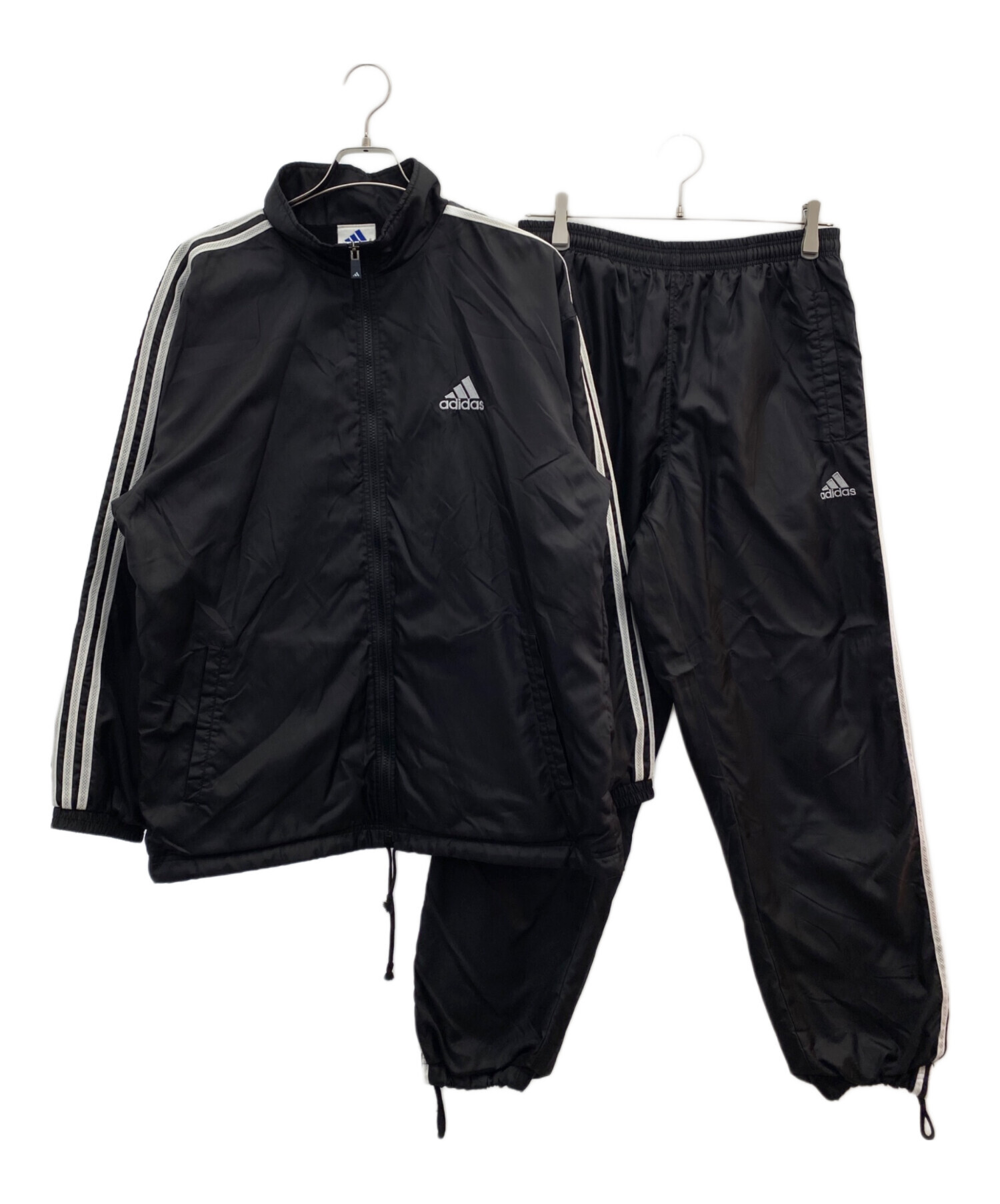 【ごまべびうーたさま専用】adidas リメイク古着 セットアップ 重盛さと美×礒部希帆が秋冬トレンドのベロア素材セットアップ＆厚底