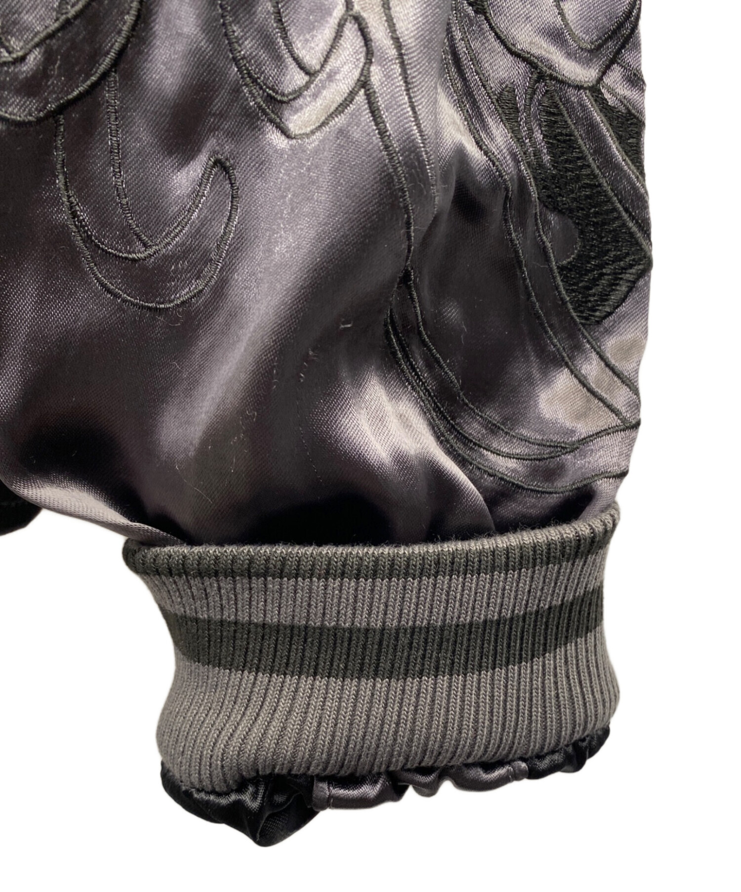 中古・古着通販】絡繰魂 (カラクリタマシイ) スカジャン ブラック