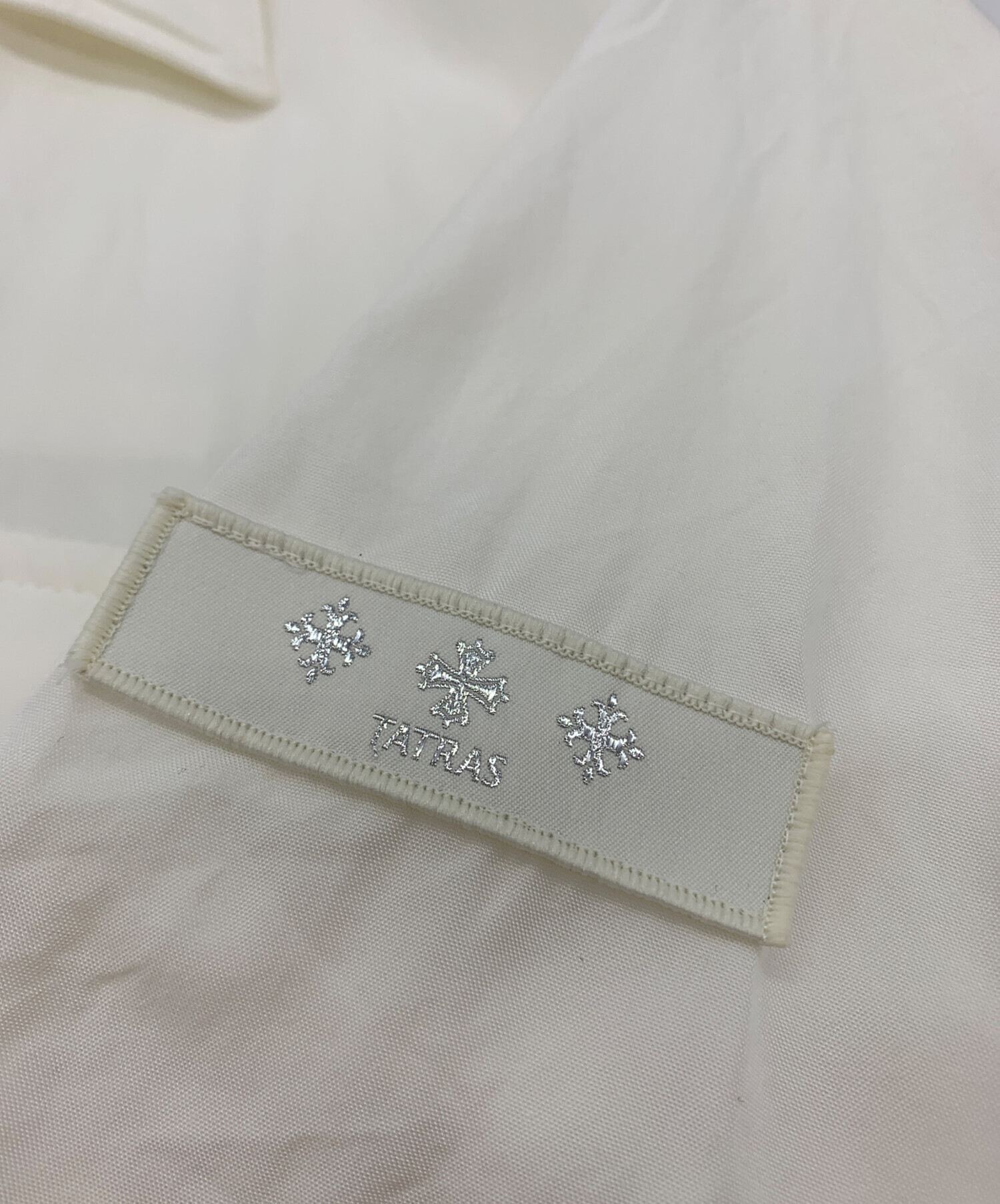 中古・古着通販】TATRAS (タトラス) 半袖シャツ ホワイト サイズ:3