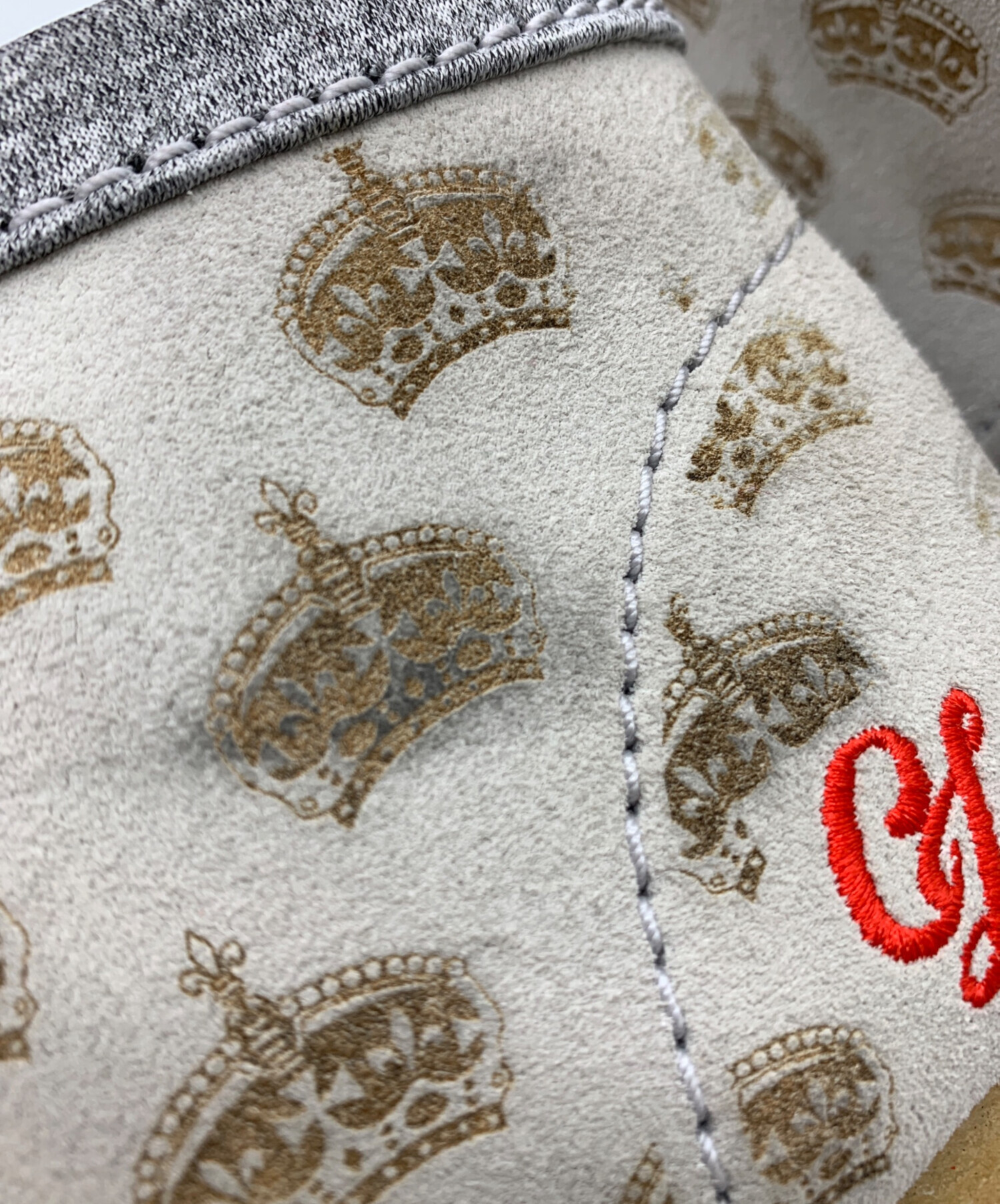 中古・古着通販】CLARKS (クラークス) シューズ グレー×レッド サイズ