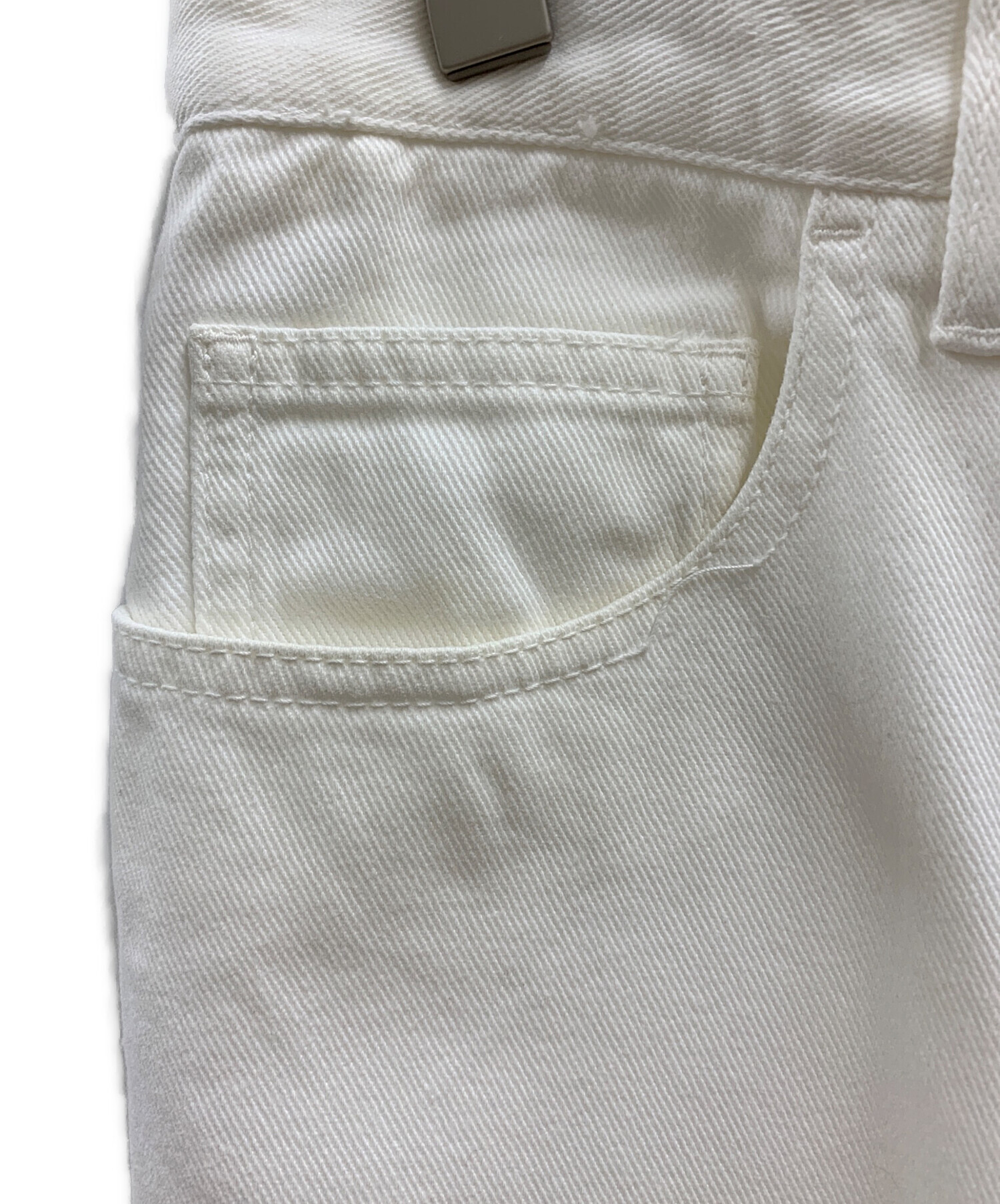 【新品未使用】GUCCI デニムパンツ サイズ46 中古・古着通販】GUCCI (グッチ) GUCCI デニムパンツ ホワイト サイズ