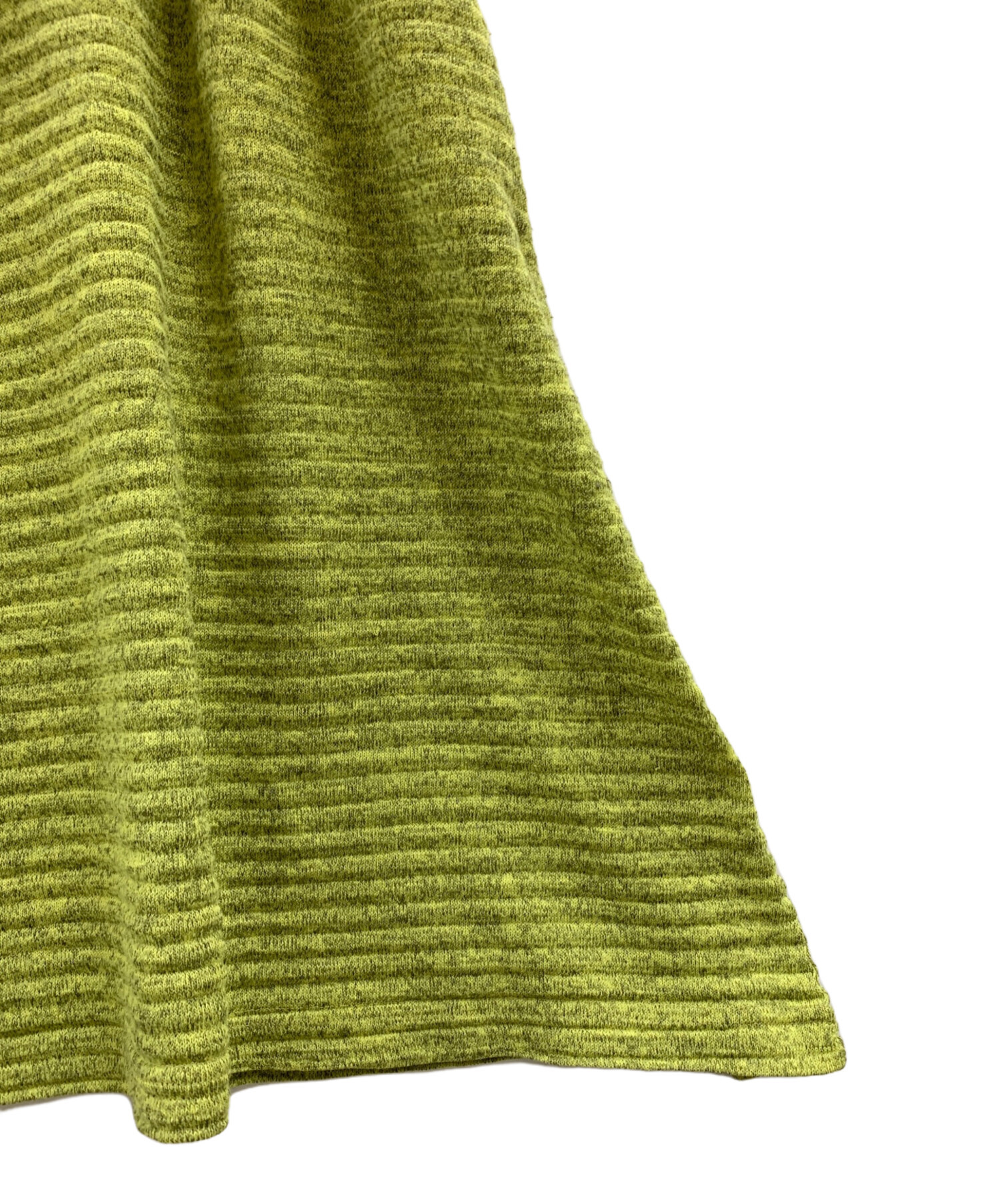 ISSEY MIYAKE オリーブ色ノースリーブワンピース 中古・古着通販】ISSEY MIYAKE me (イッセイ ミヤケ ミー) ISSEY