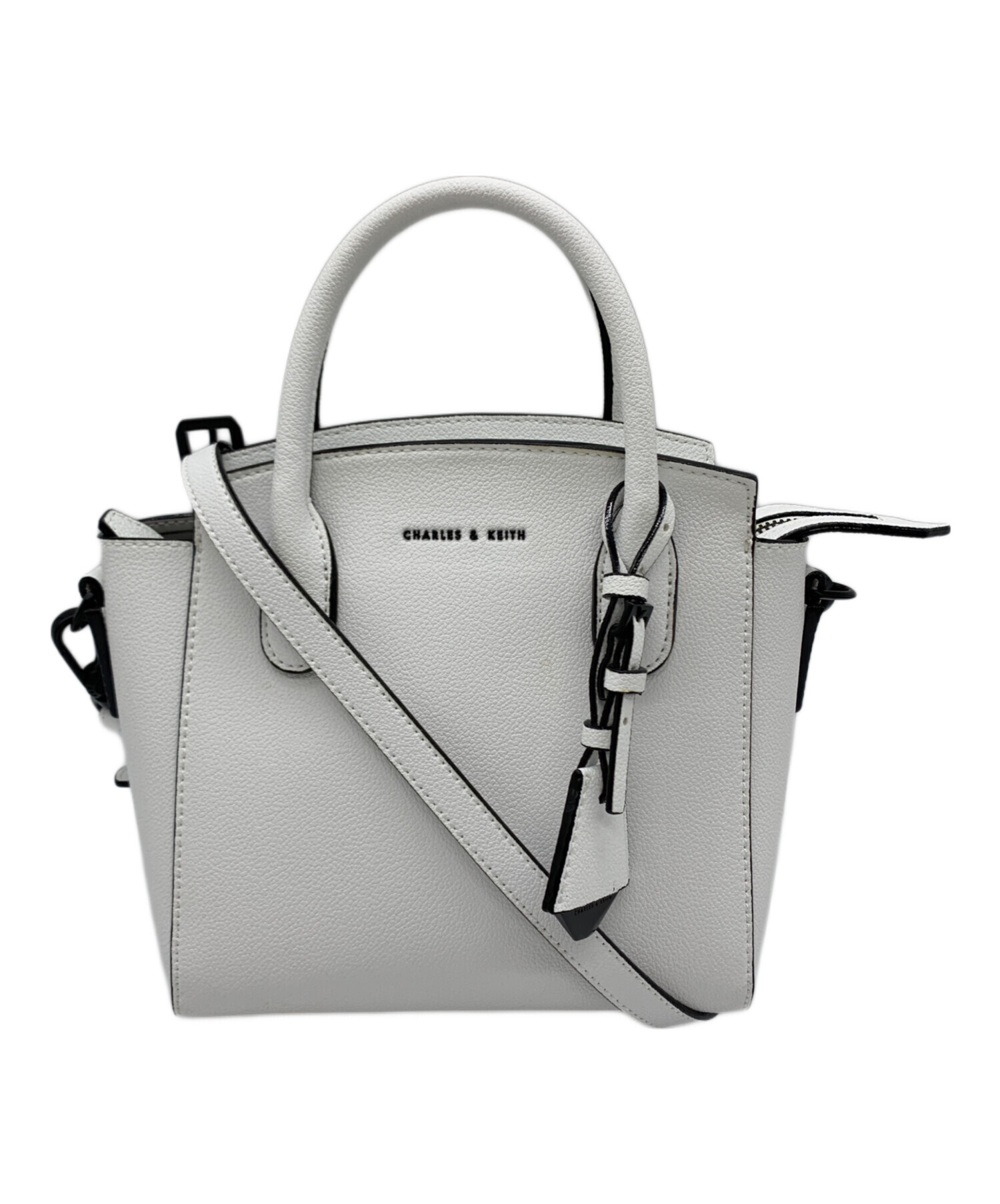 未使用　チャールズアンドキース 中古・古着通販】CHARLES & KEITH (チャールズ＆キース) CHARLES