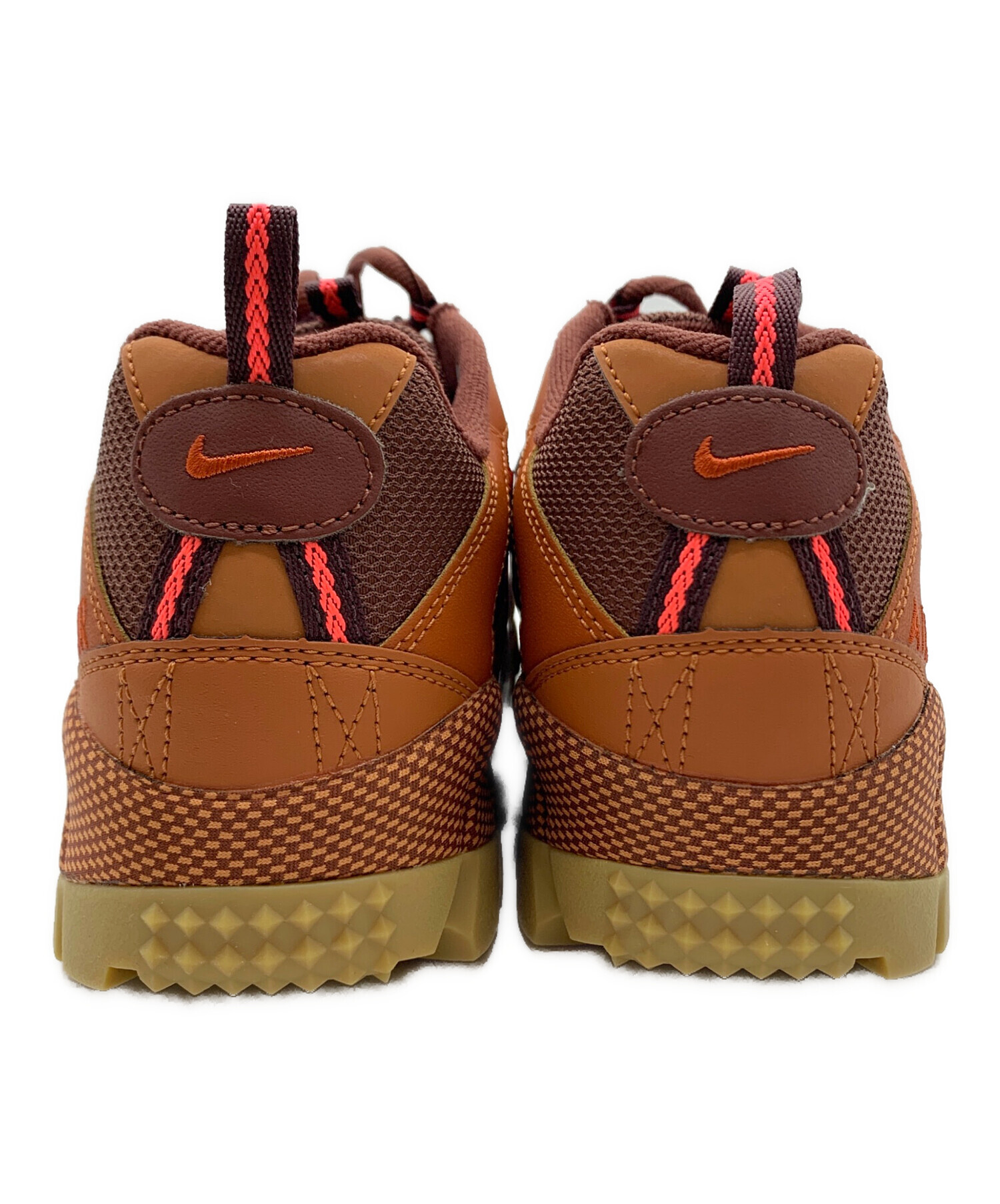 中古・古着通販】NIKE (ナイキ) Air Humara ブラウン×レッド サイズ 