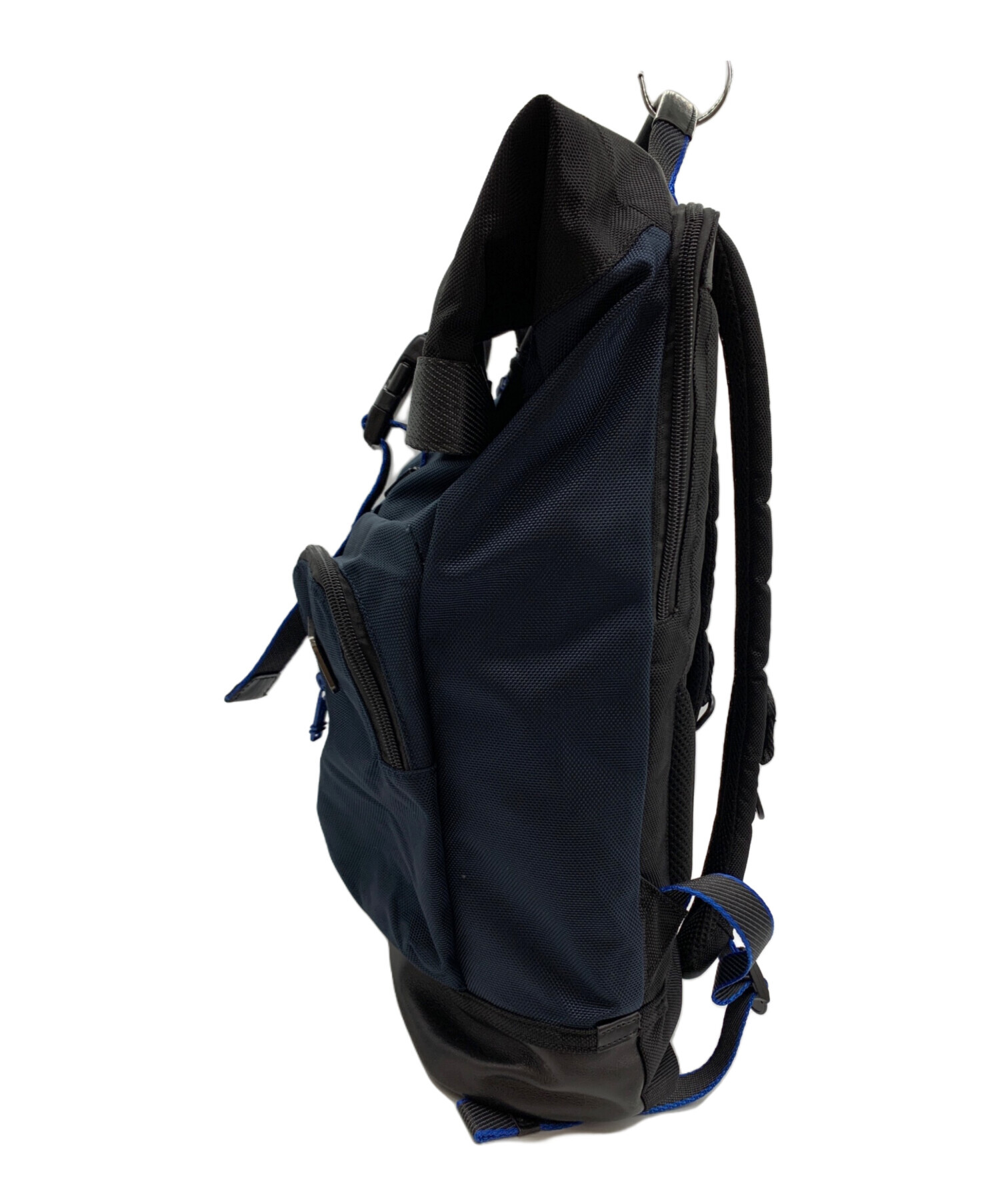TUMI ネイビーリュック 多機能ポケット付き 中古・古着通販】TUMI (トゥミ) TUMI リュック ネイビー×ブラック
