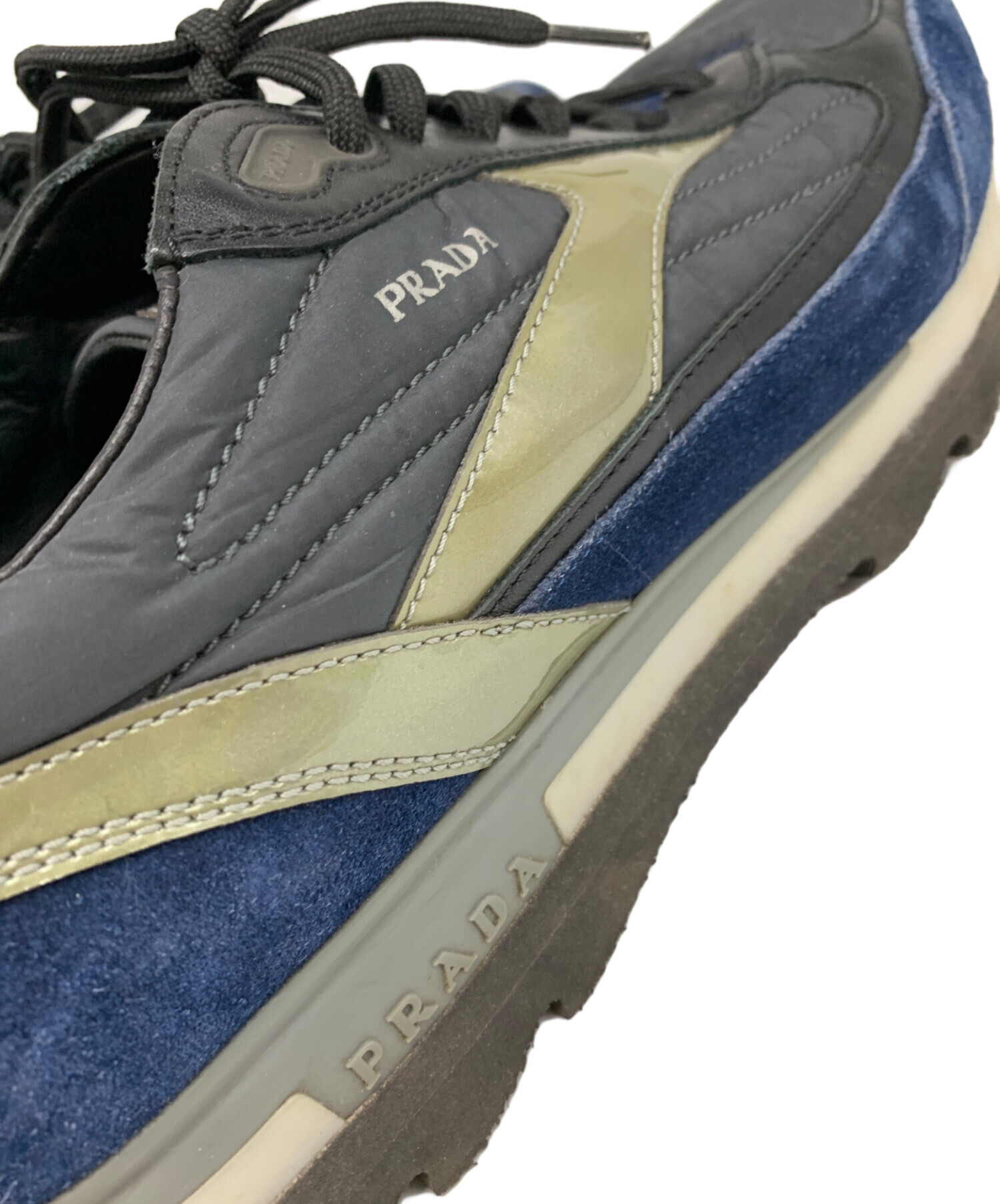 prada sport ステッチデザイン　スニーカー prada sport ステッチデザイン スニーカー