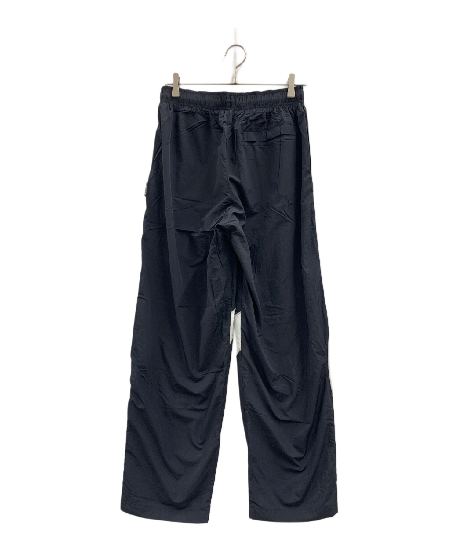 中古・古着通販】NIKE (ナイキ) ナイロンパンツ ブラック サイズ:L