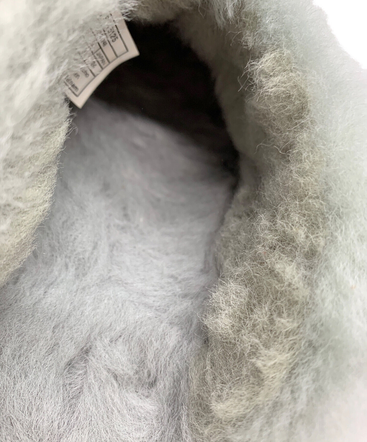 中古・古着通販】UGG (アグ) UGG ファーサンダル グレー サイズ:24cm