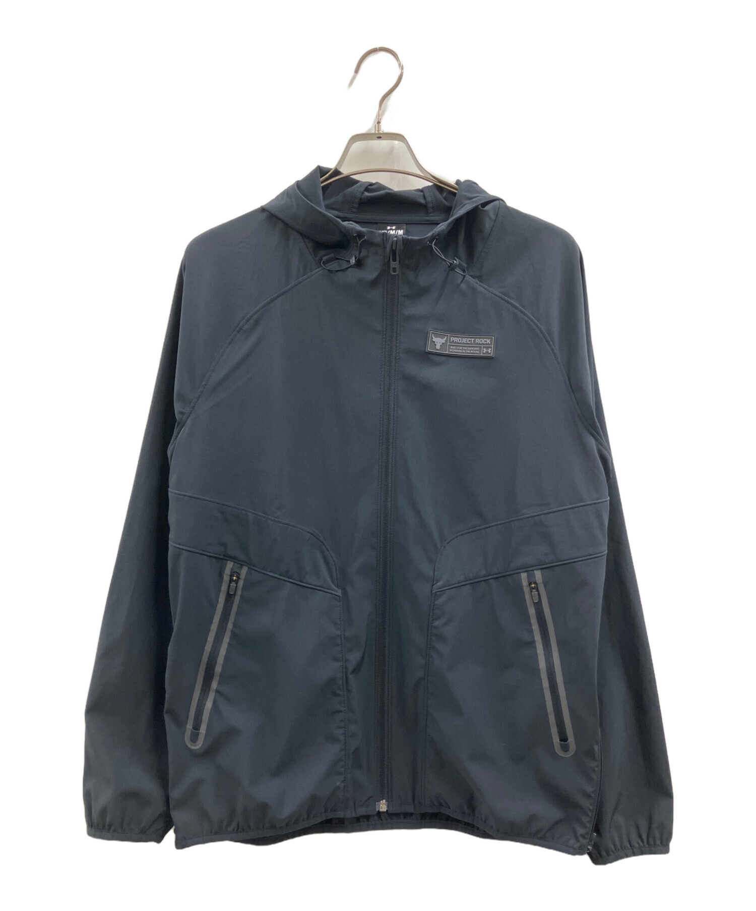 定価8,800円　新品　under armour ウインドブレーカー　パーカー Under Armour ウィンドブレーカー マウンテンパーカー UNDER ARMOUR