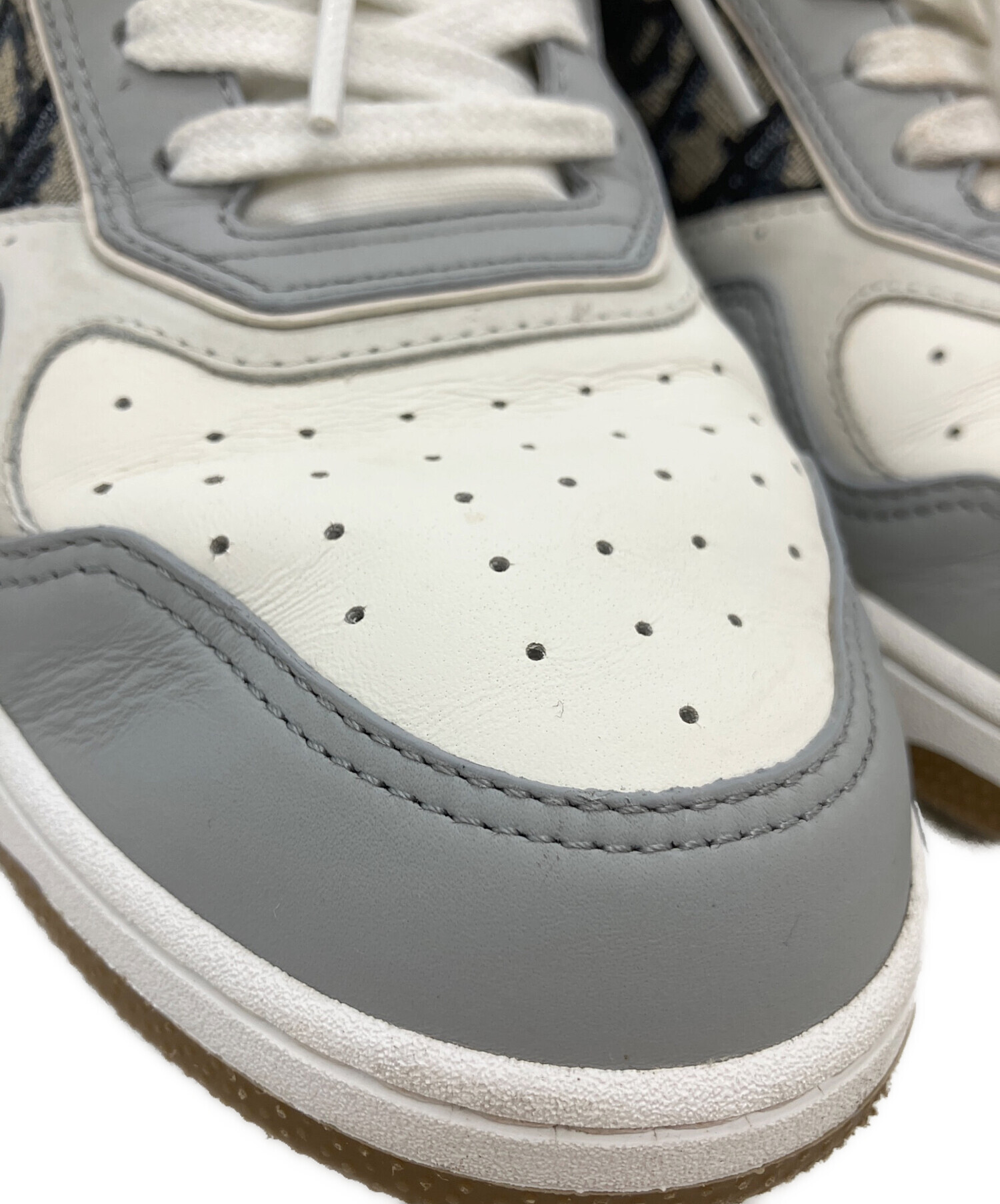 Christian Dior スニーカー 37ホワイト/グレー 中古・古着通販】DIOR (ディオール) DIOR スニーカー ライトグレー