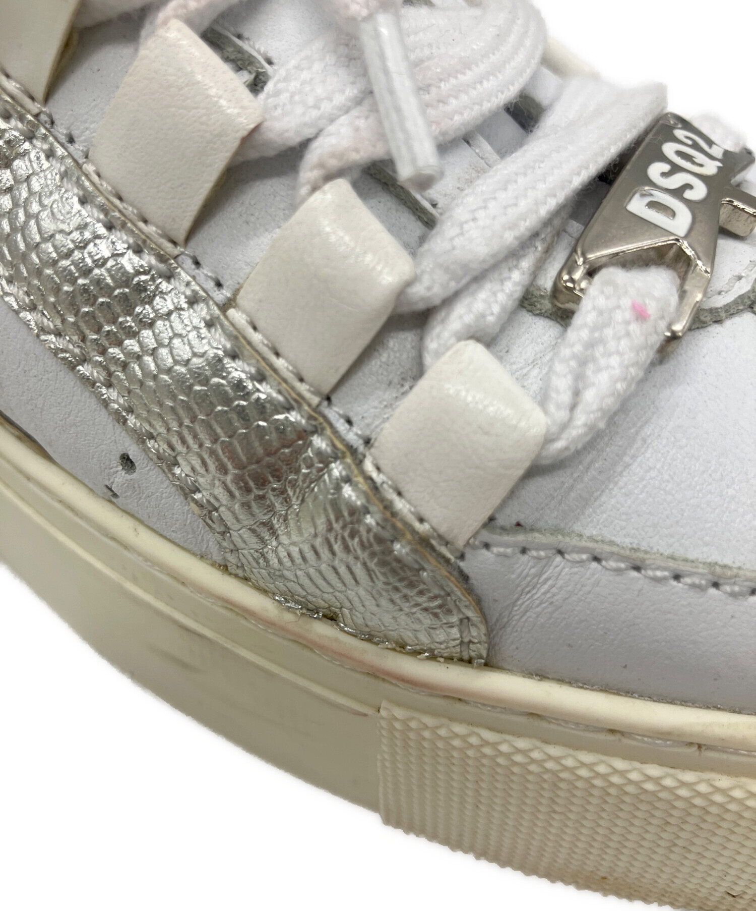 DSQUARED２ Slash 厚底スニーカー ホワイト/グレー 23cm 中古・古着通販】DSQUARED2 (ディースクエアード) DSQUARED2