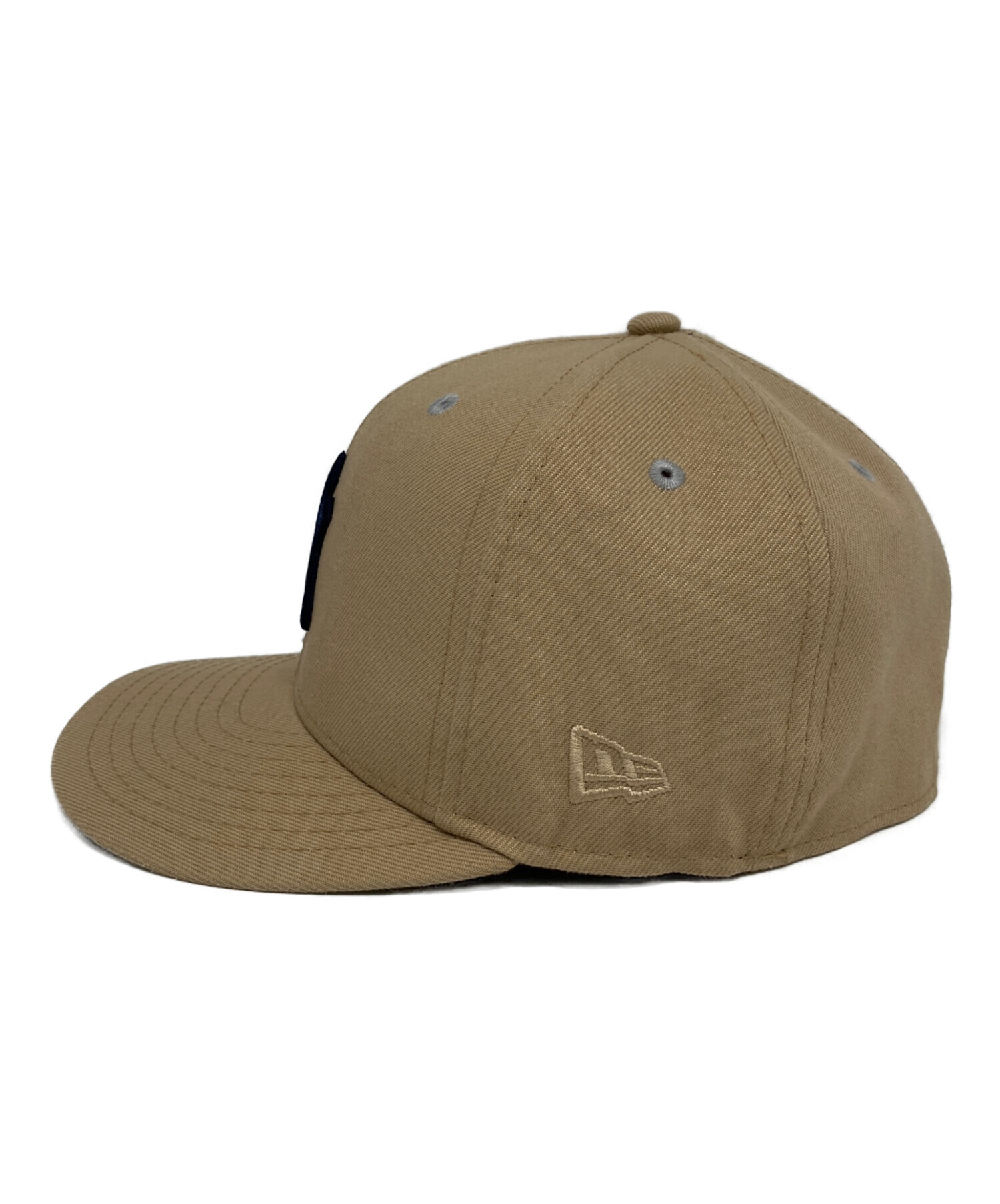中古・古着通販】New Era (ニューエラ) New Era East VS West キャップ