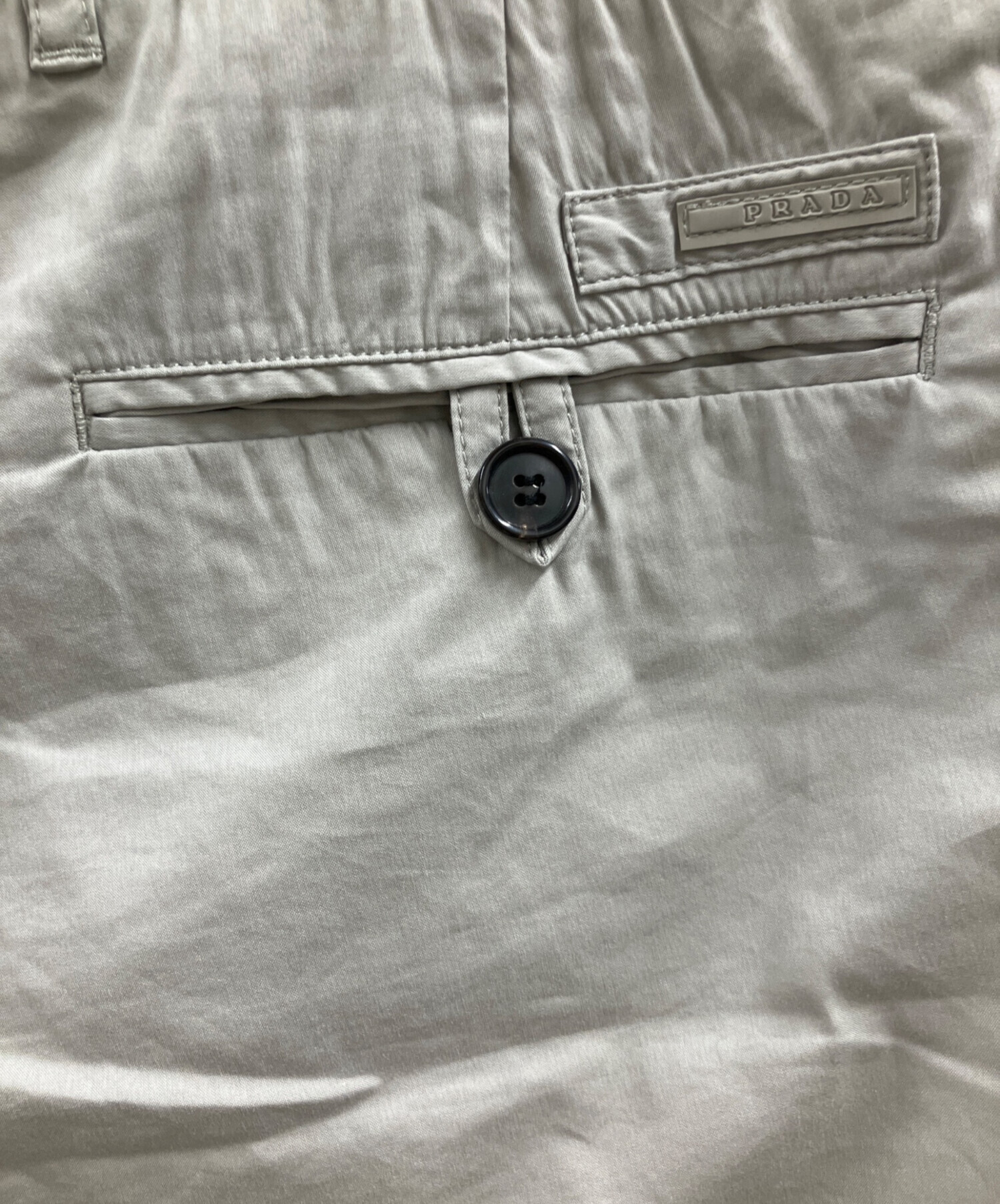 中古・古着通販】PRADA (プラダ) ハーフパンツ グレー サイズ:46