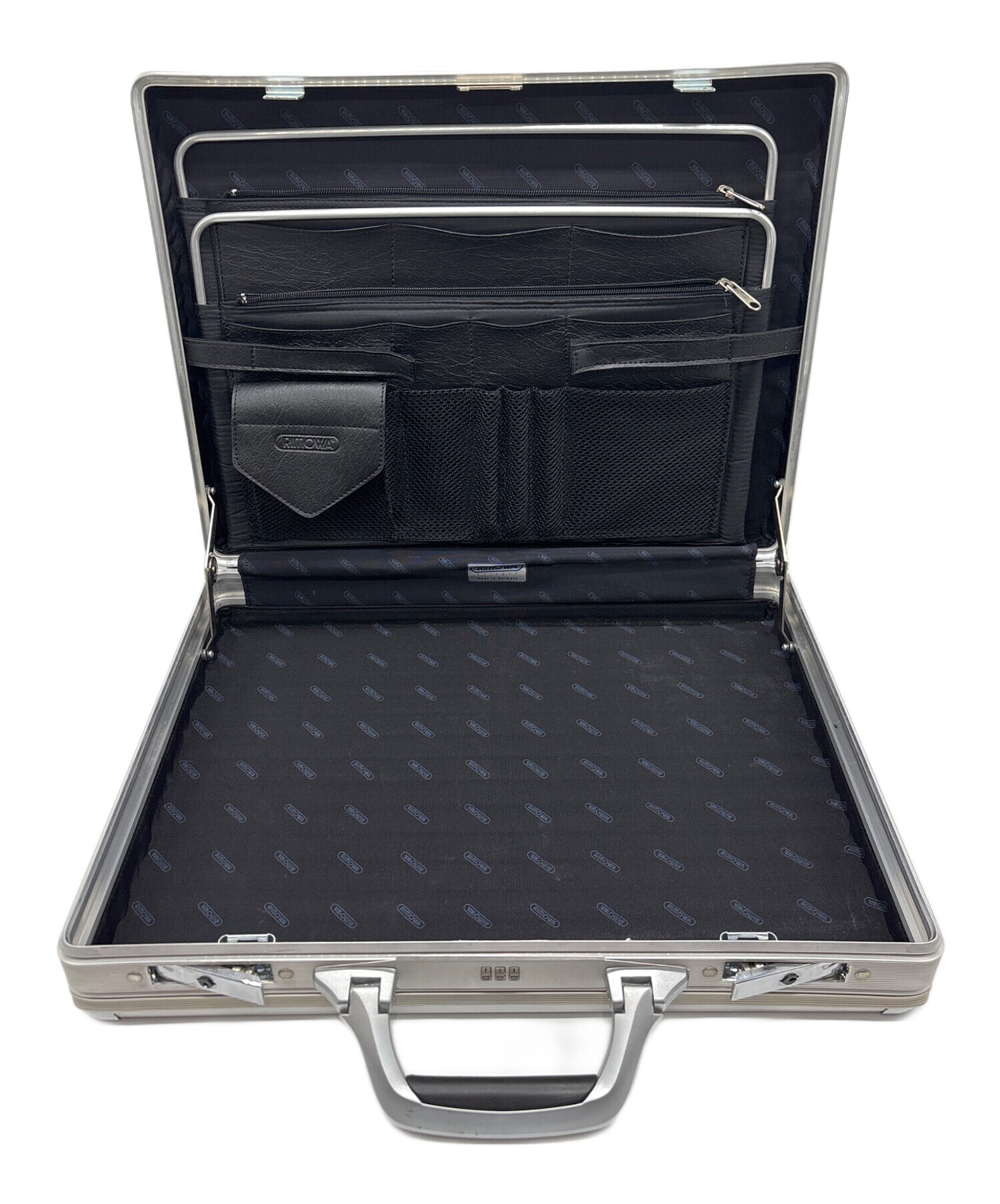 リモワアタッシュケース　値引 中古・古着通販】RIMOWA (リモワ) アタッシュケース シルバー