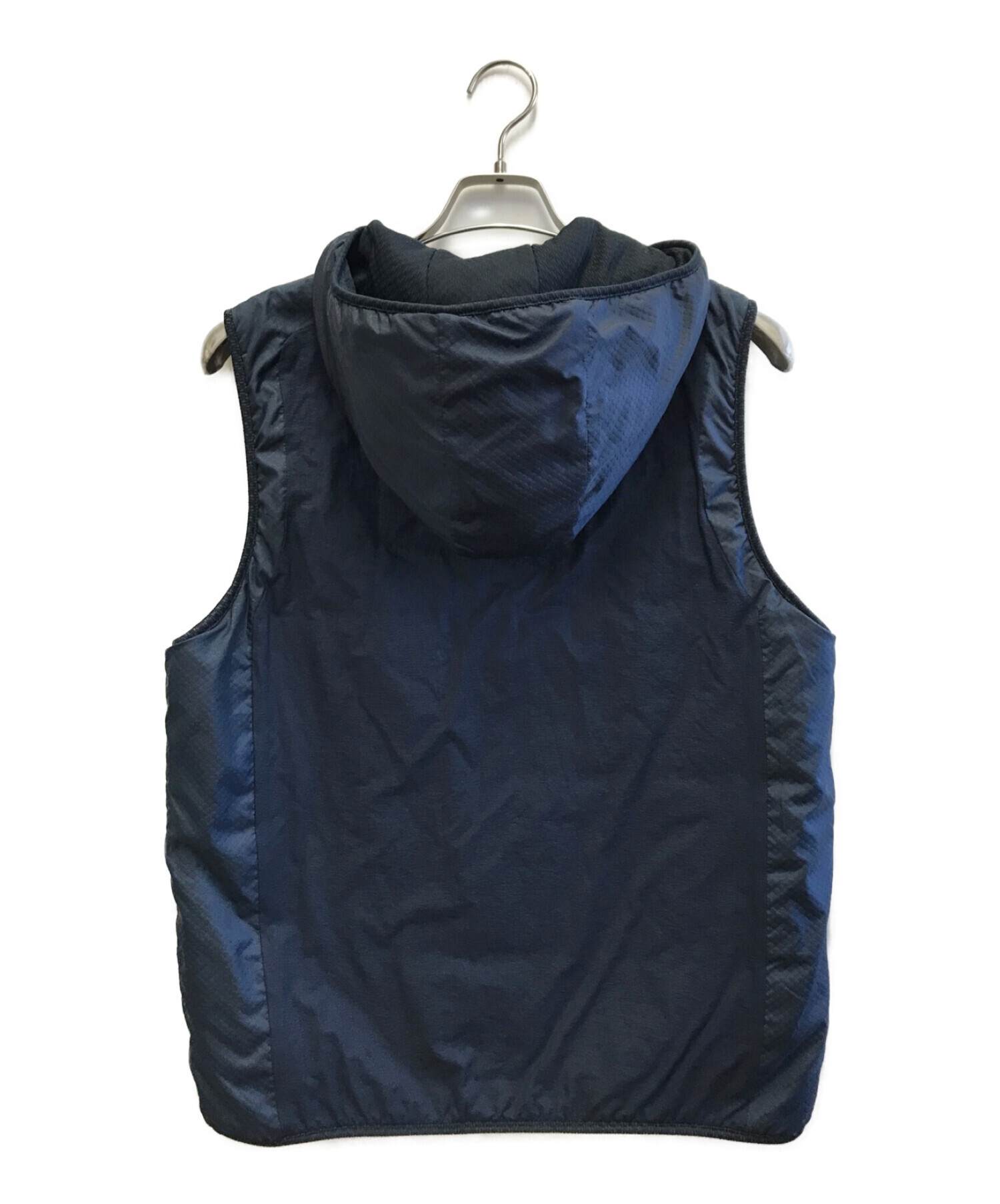 値下げNike GYAKUSOU ベスト XL チャコールグレー　アンダーカバー 2025年最新】GYAKUSOU ベストの人気アイテム - メルカリ