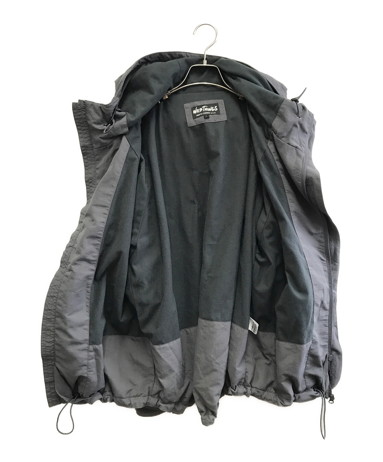 定価15950円 新品未使用タグ付き ワイルドシングス スウィングトップ グレー セール】バックロゴスウィングトップ│BACK LOGO SWING TOP（ブルゾン