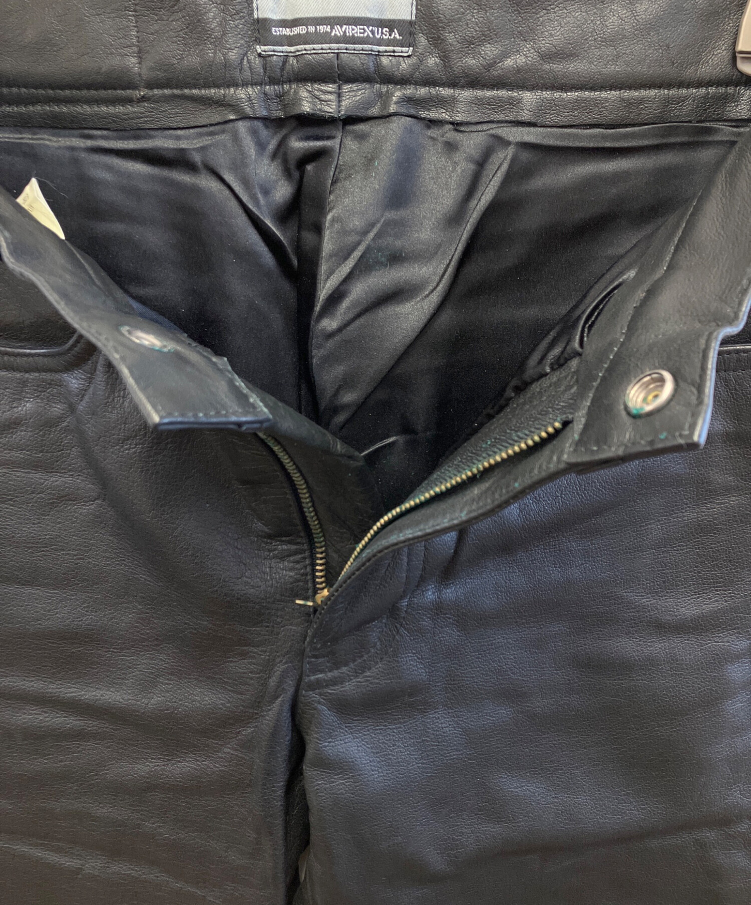 AVIREX （アヴィレックス）USAレザーパンツ サイズL AVIREX アビレックス 牛革 デニムタイプ 5ポケット メンズ レザー
