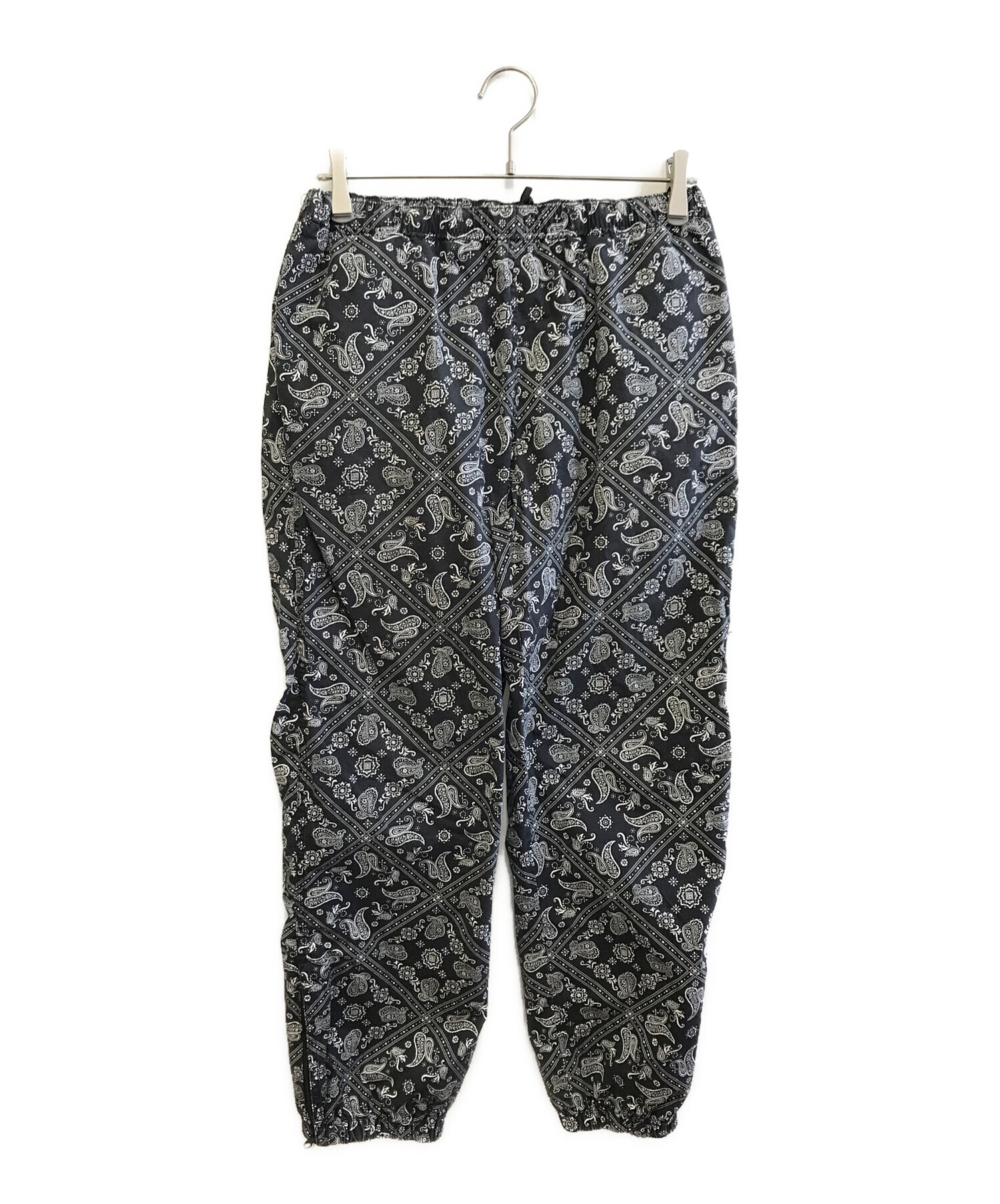 supreme シュプリーム バンダナ トラック パンツ M 黒 ブラック 中古・古着通販】SUPREME (シュプリーム) バンダナトラックパンツ