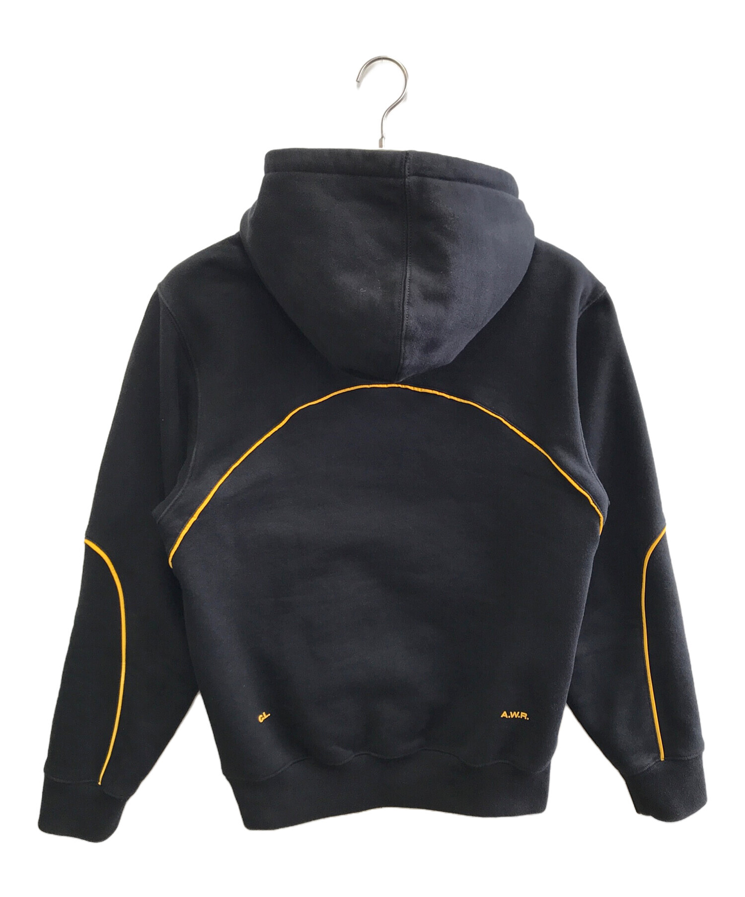 中古・古着通販】NIKE (ナイキ) プルオーバーパーカー ブラック サイズ 