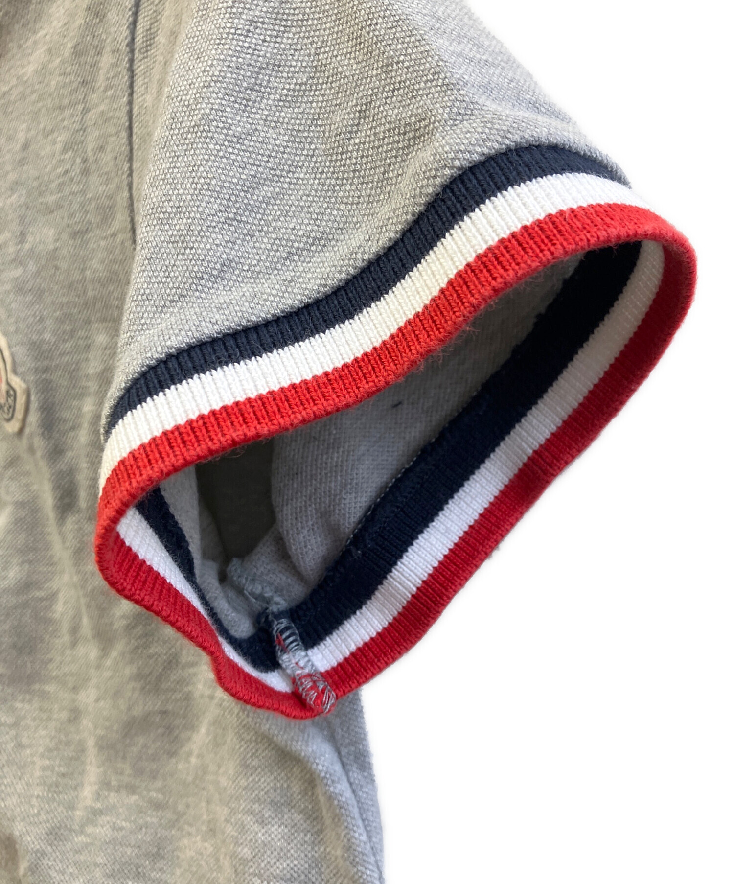 中古・古着通販】MONCLER (モンクレール) ポロシャツ グレー サイズ:S