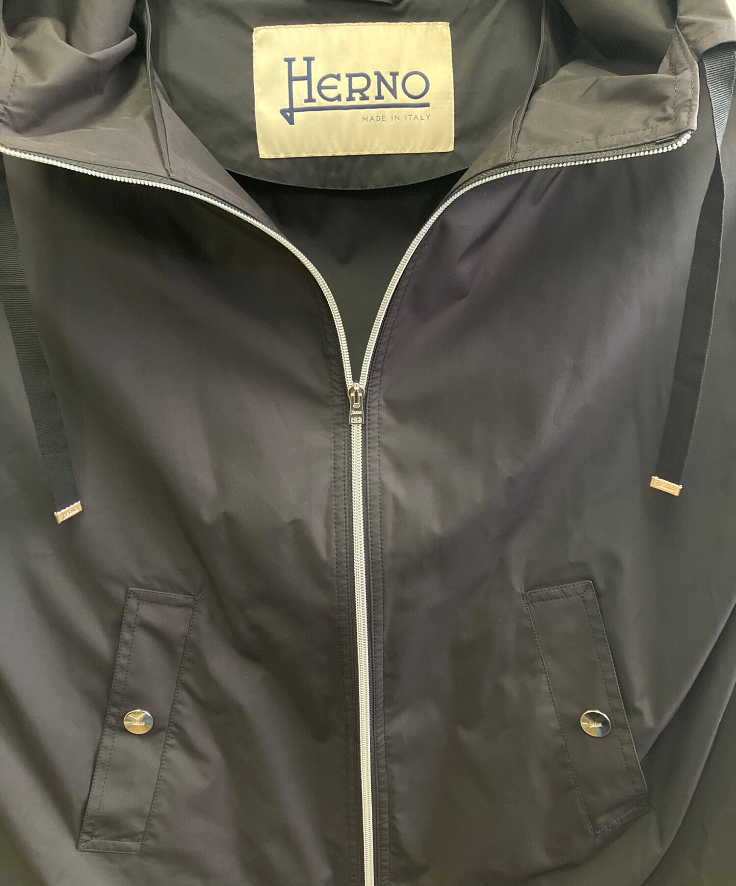 ★⭐︎Herno マウンテンパーカー 46 オリーブ 中古・古着通販】HERNO (ヘルノ) マウンテンパーカー ブラック
