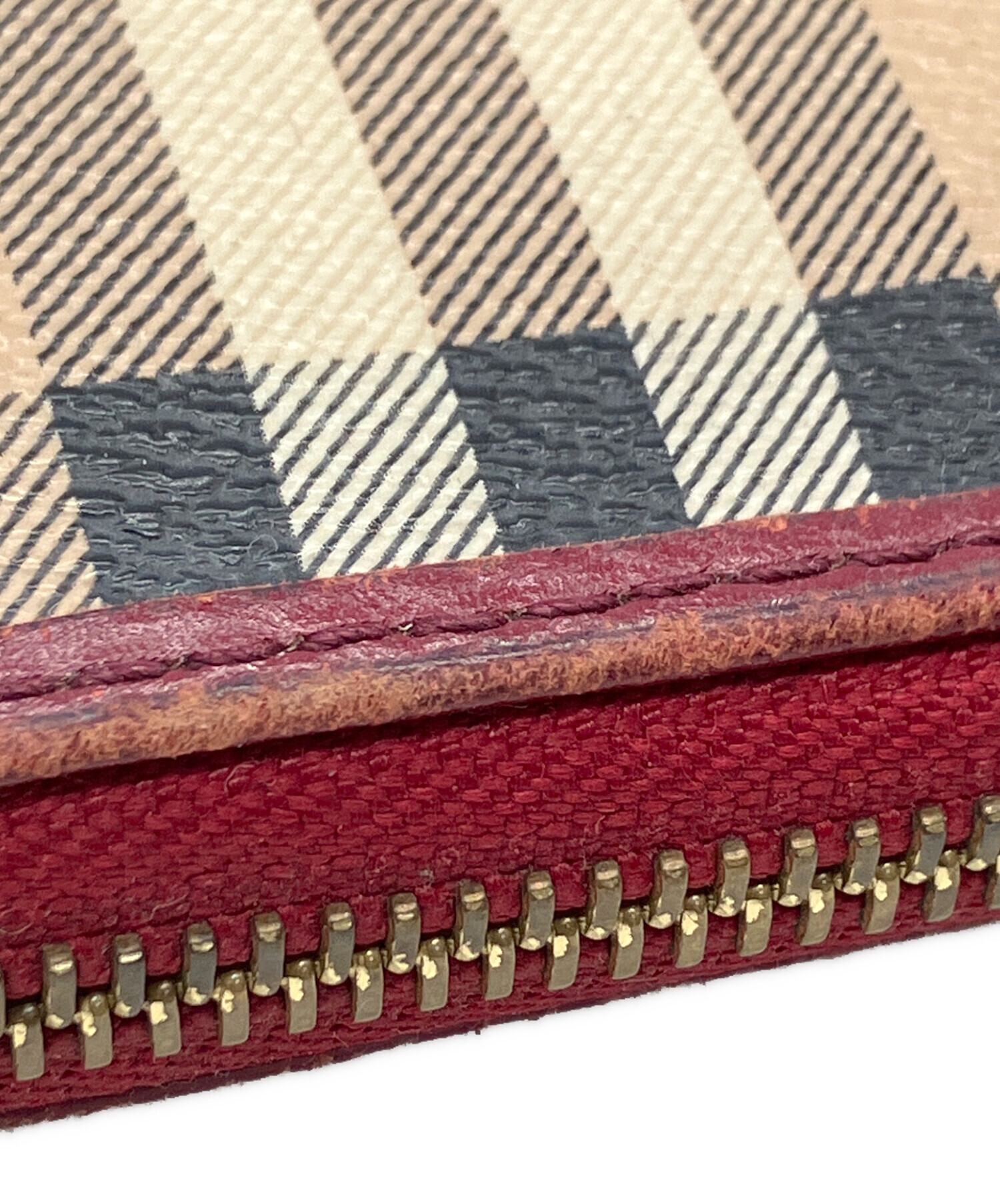 中古・古着通販】BURBERRY (バーバリー) 長財布 ブラウン×レッド