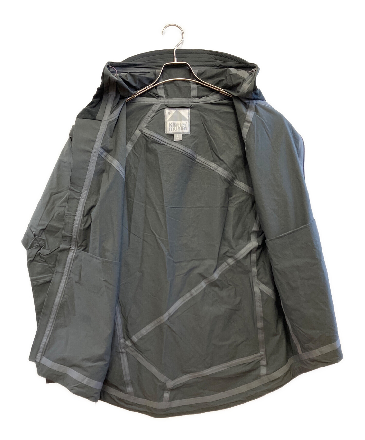 中古・古着通販】KLATTERMUSEN (クレッタルムーセン) vanadis 中古・古着通販】KLATTERMUSEN (クレッタルムーセン) vanadis