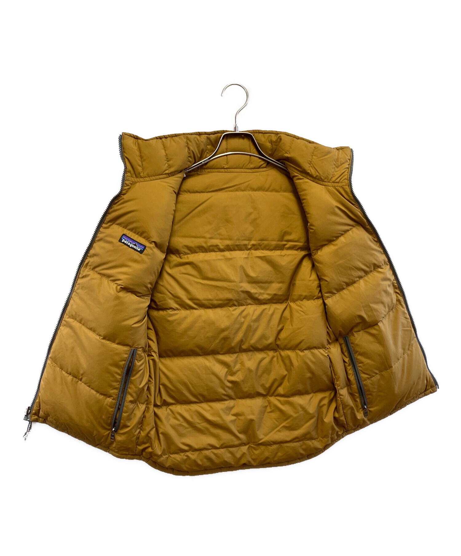 中古・古着通販】Patagonia (パタゴニア) ダウンベスト ベージュ