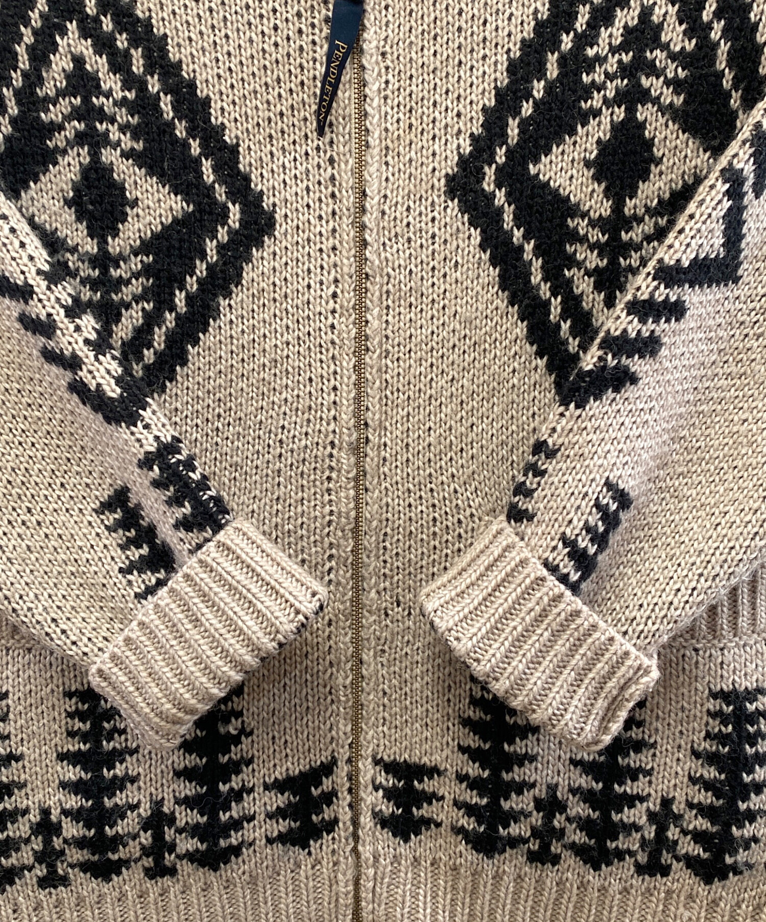 中古・古着通販】PENDLETON (ペンドルトン) 厚手カーディガン ベージュ 中古・古着通販】PENDLETON (ペンドルトン) 厚手カーディガン ベージュ