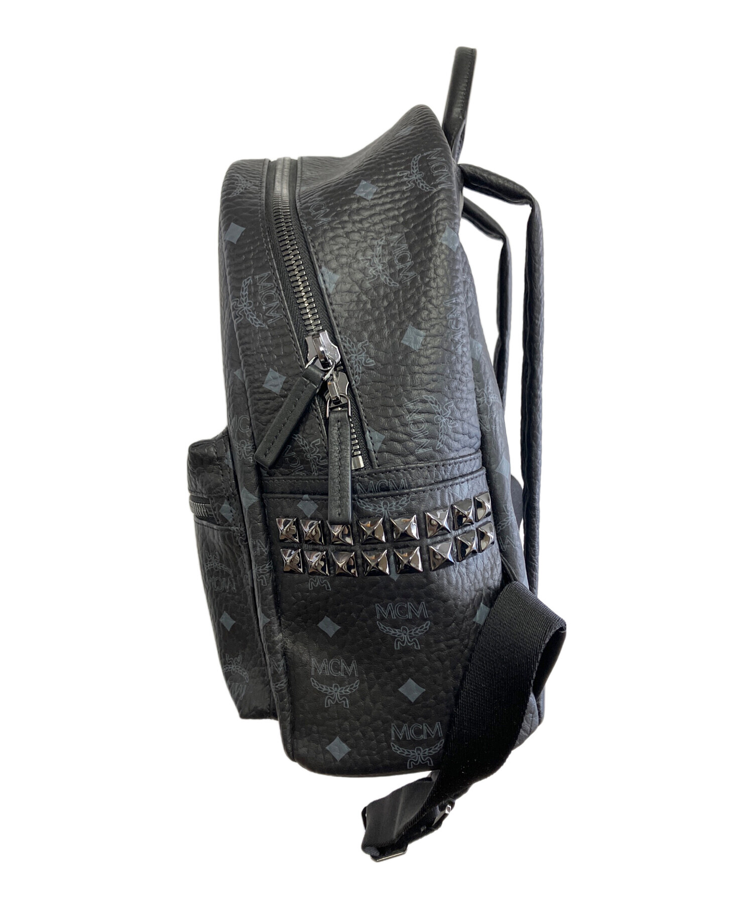 中古・古着通販】MCM (エムシーエム) スタッズリュック ブラック