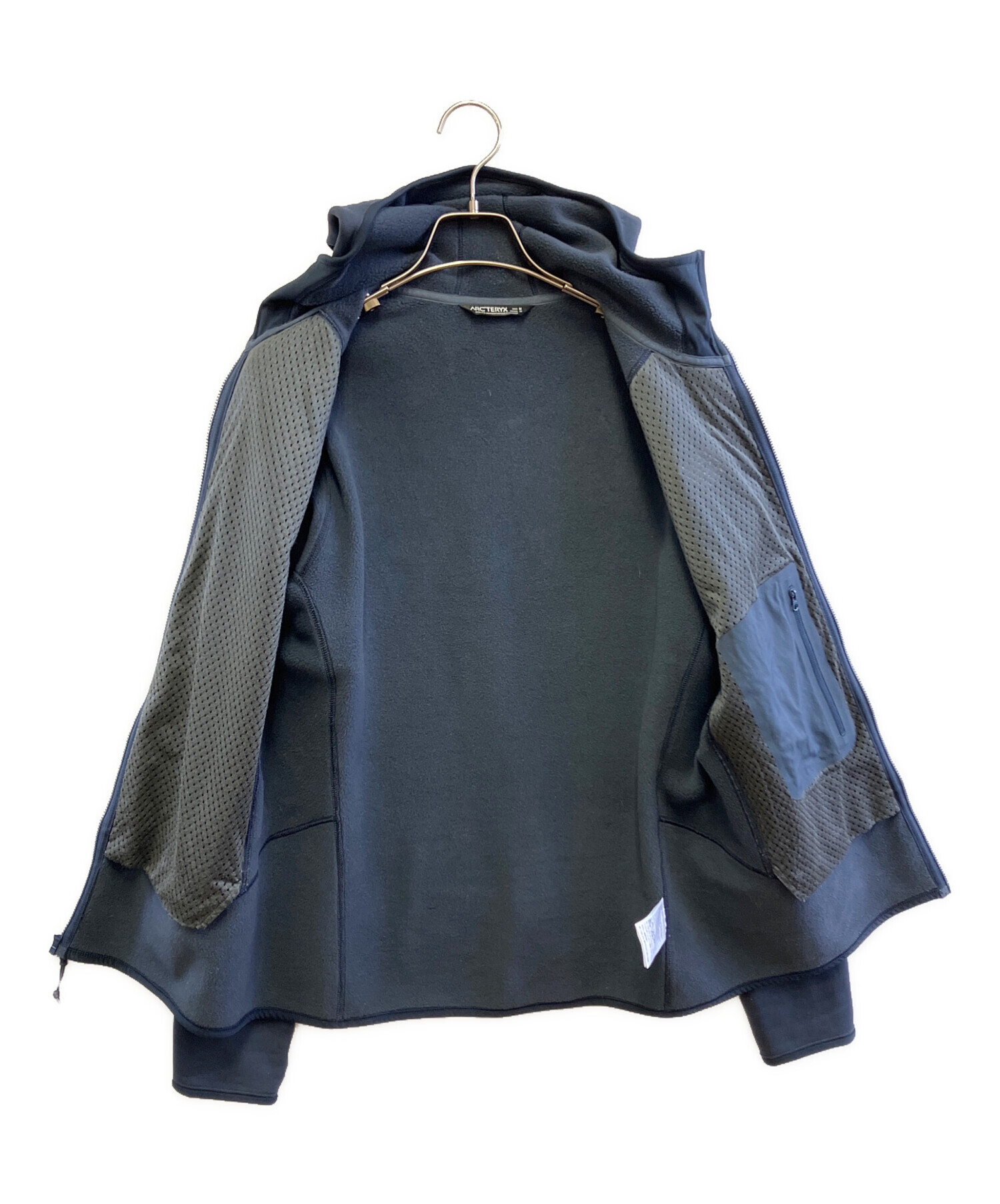 n*4様 arc'teryx ジップパーカーMサイズ Arc'teryx ジップアップ パーカー | ブラック | FARFETCH JP
