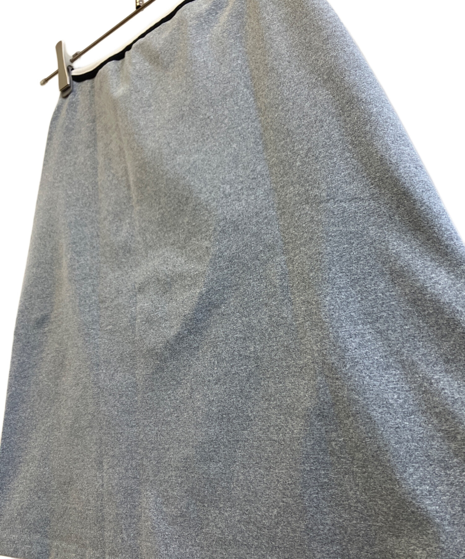 CHANEL シャネル　スリットスカート　グレー 中古・古着通販】CHANEL (シャネル) スカート グレー サイズ:36