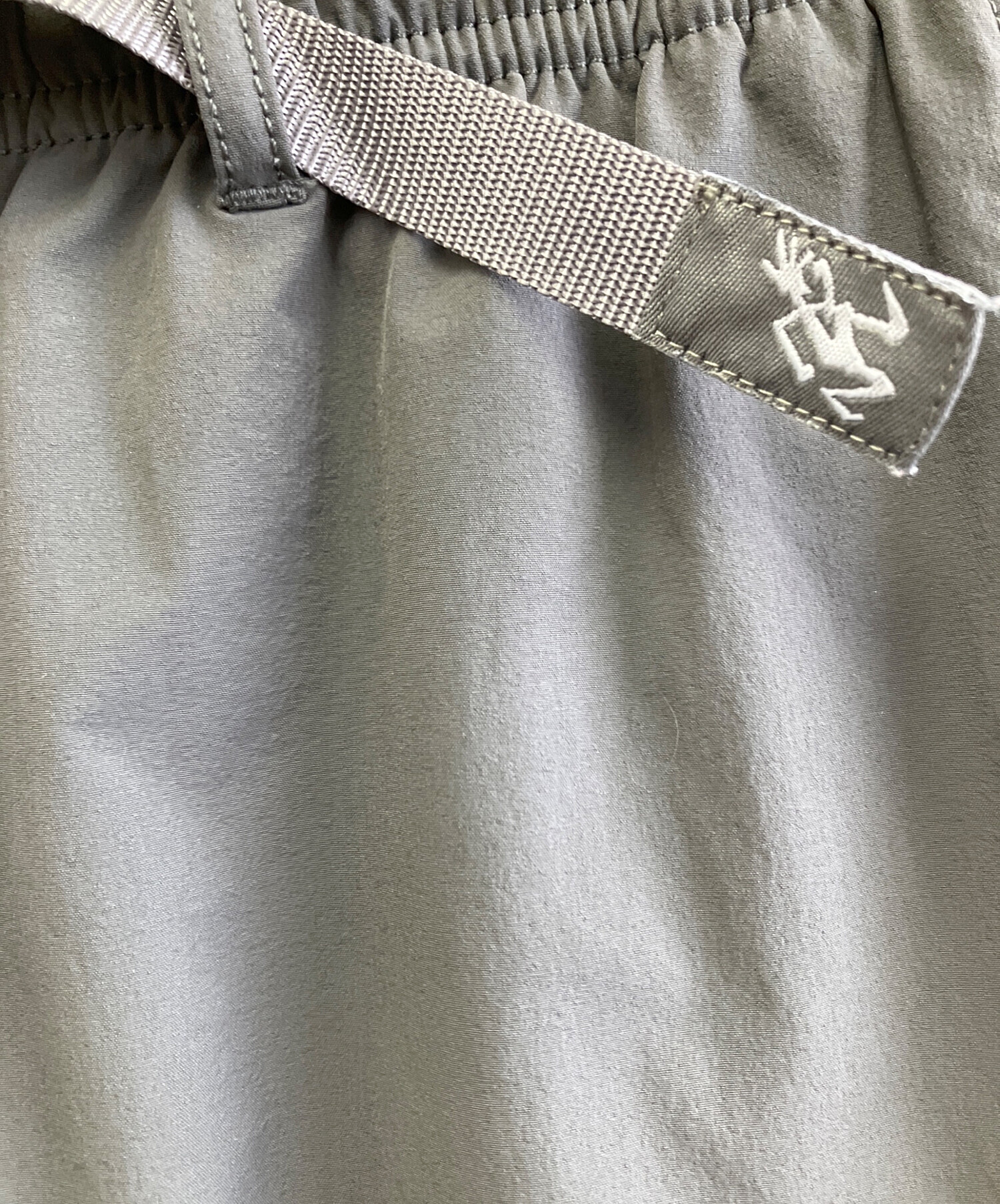中古・古着通販】GRAMICCI (グラミチ) ナイロンパンツ グレー サイズ