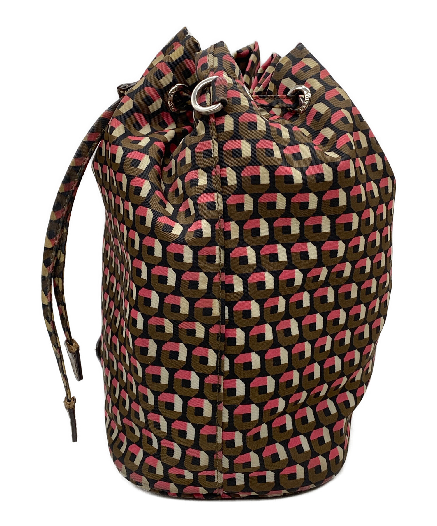 PRADA プラダ ナイロン巾着ポーチ 美品USED 中古・古着通販】PRADA (プラダ) ナイロン巾着ポーチ｜ブランド・古着
